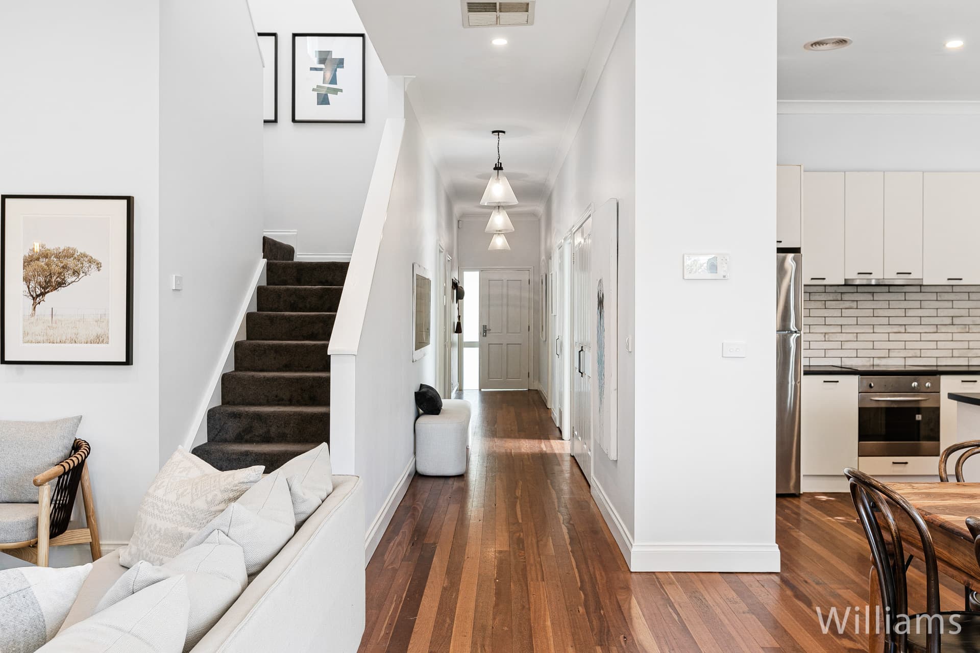 8 Brown Street, Newport - Thumbnail 4
