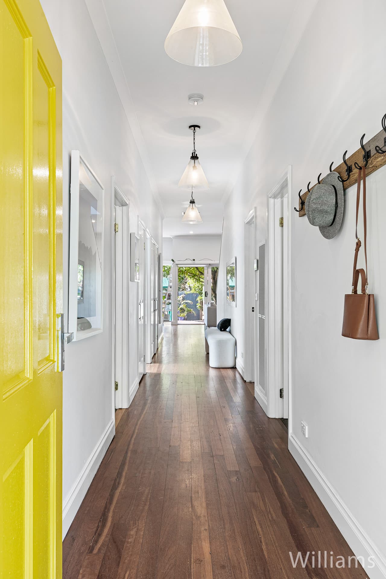 8 Brown Street, Newport - Thumbnail 2