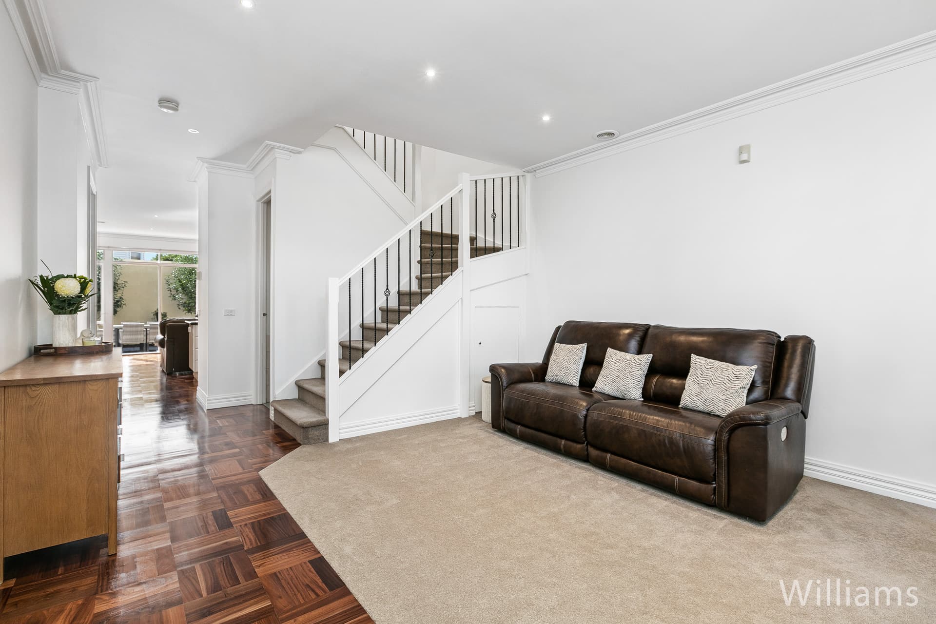 118 North Road, Newport - Thumbnail 2