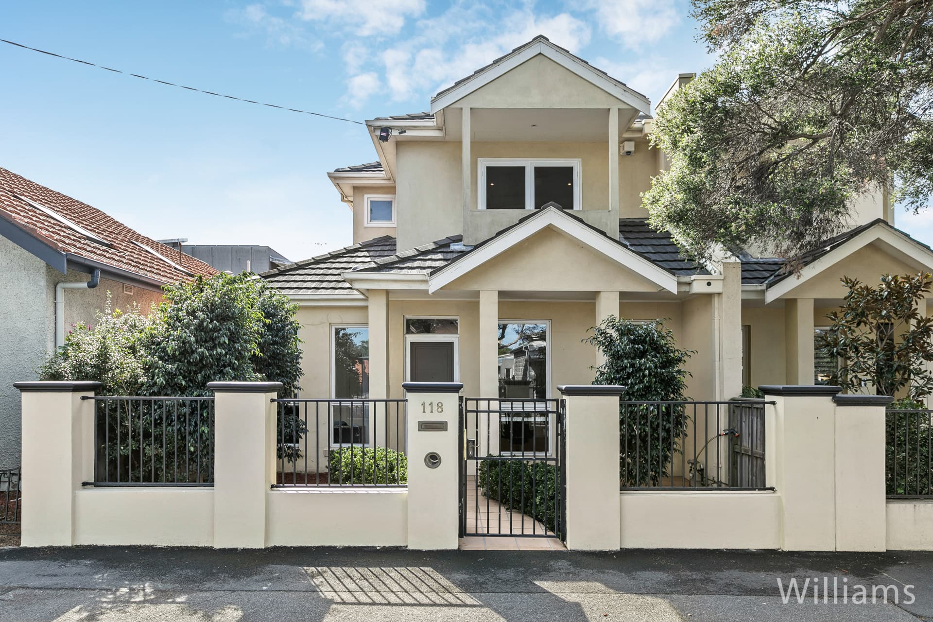 118 North Road, Newport - Image 1