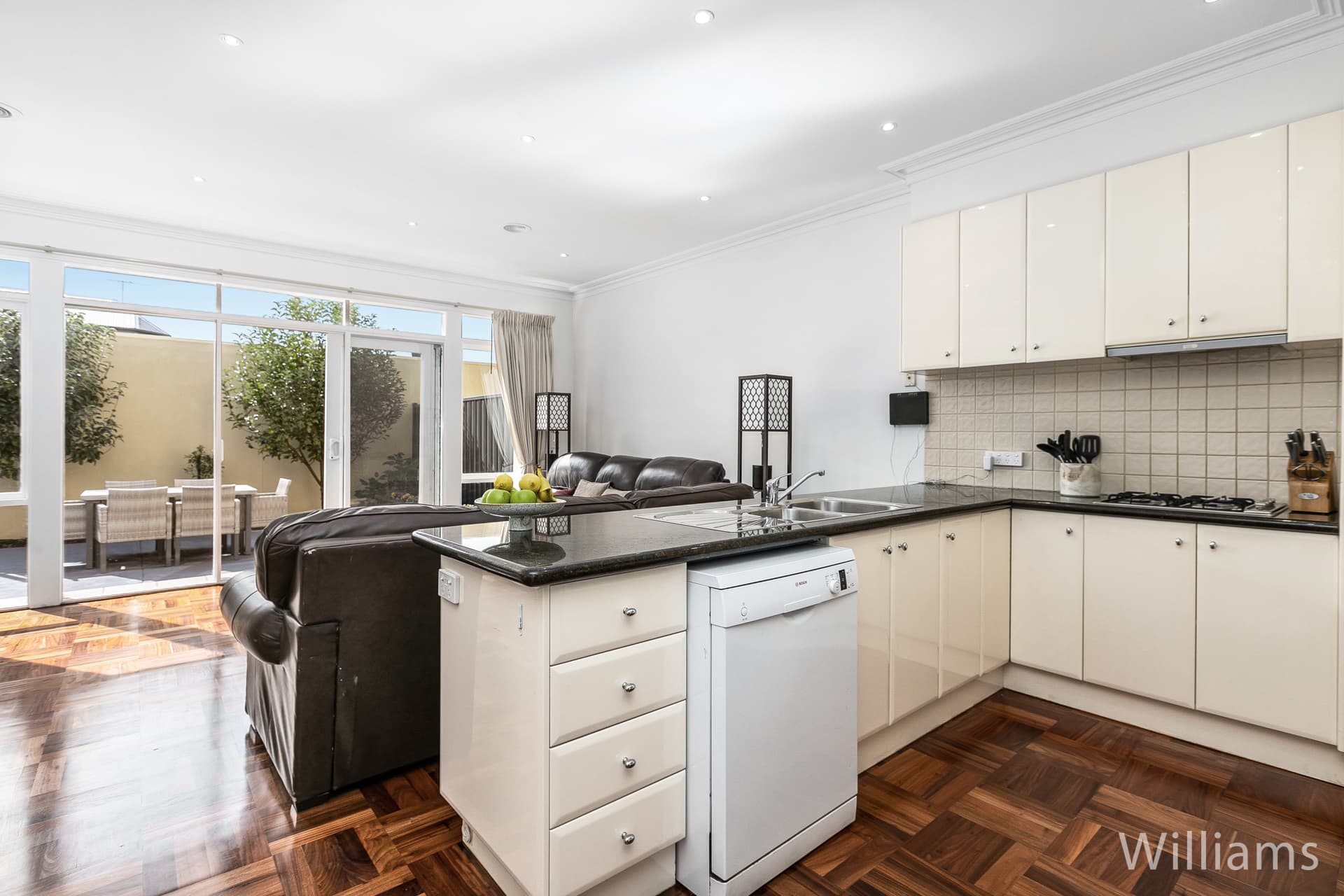 118 North Road, Newport - Thumbnail 5