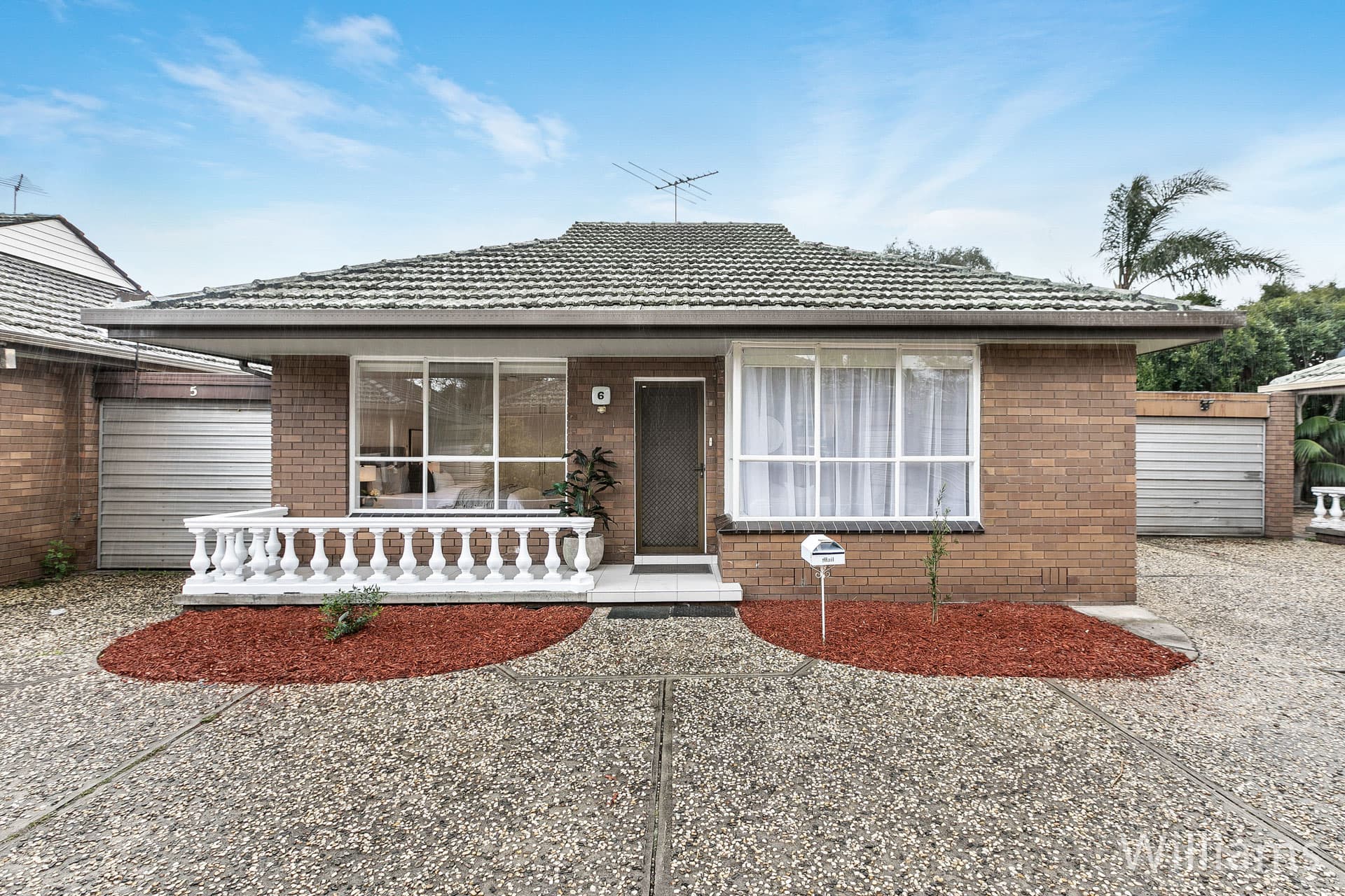 6/98 Railway Place, Williamstown - Image 1
