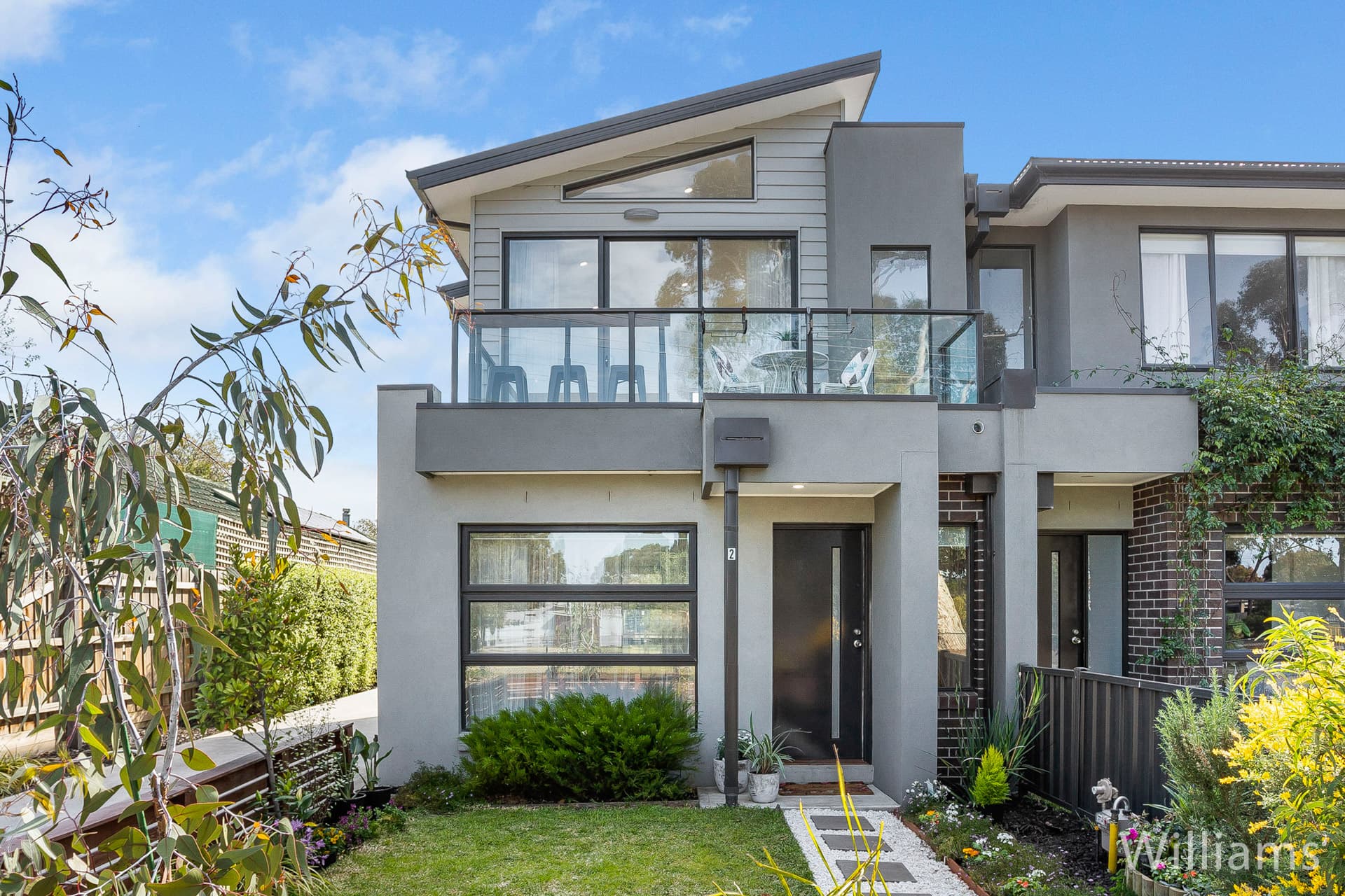 2/4 Truman Street, South Kingsville - Thumbnail 2