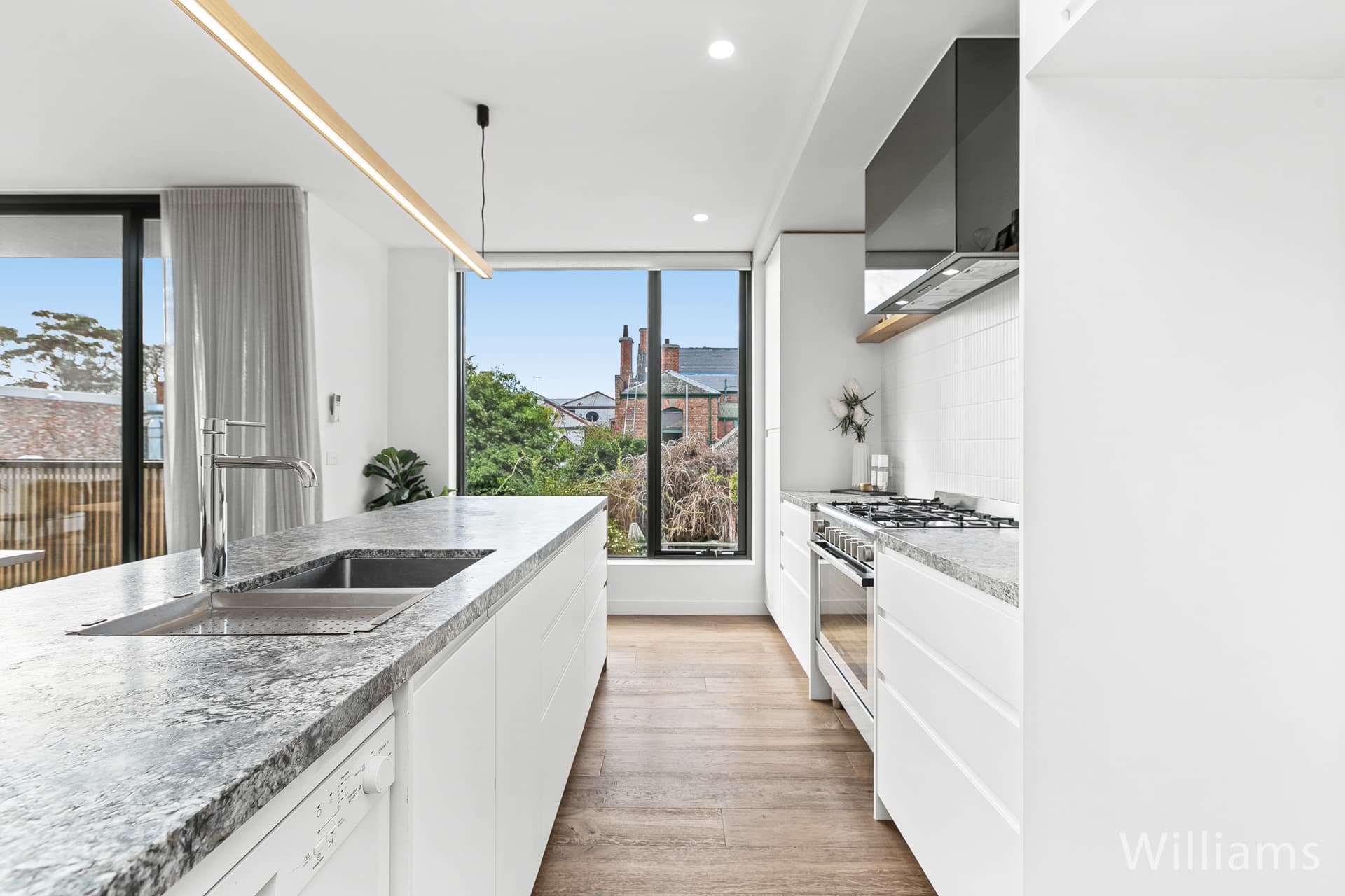 17 Council Lane, Williamstown - Thumbnail 4