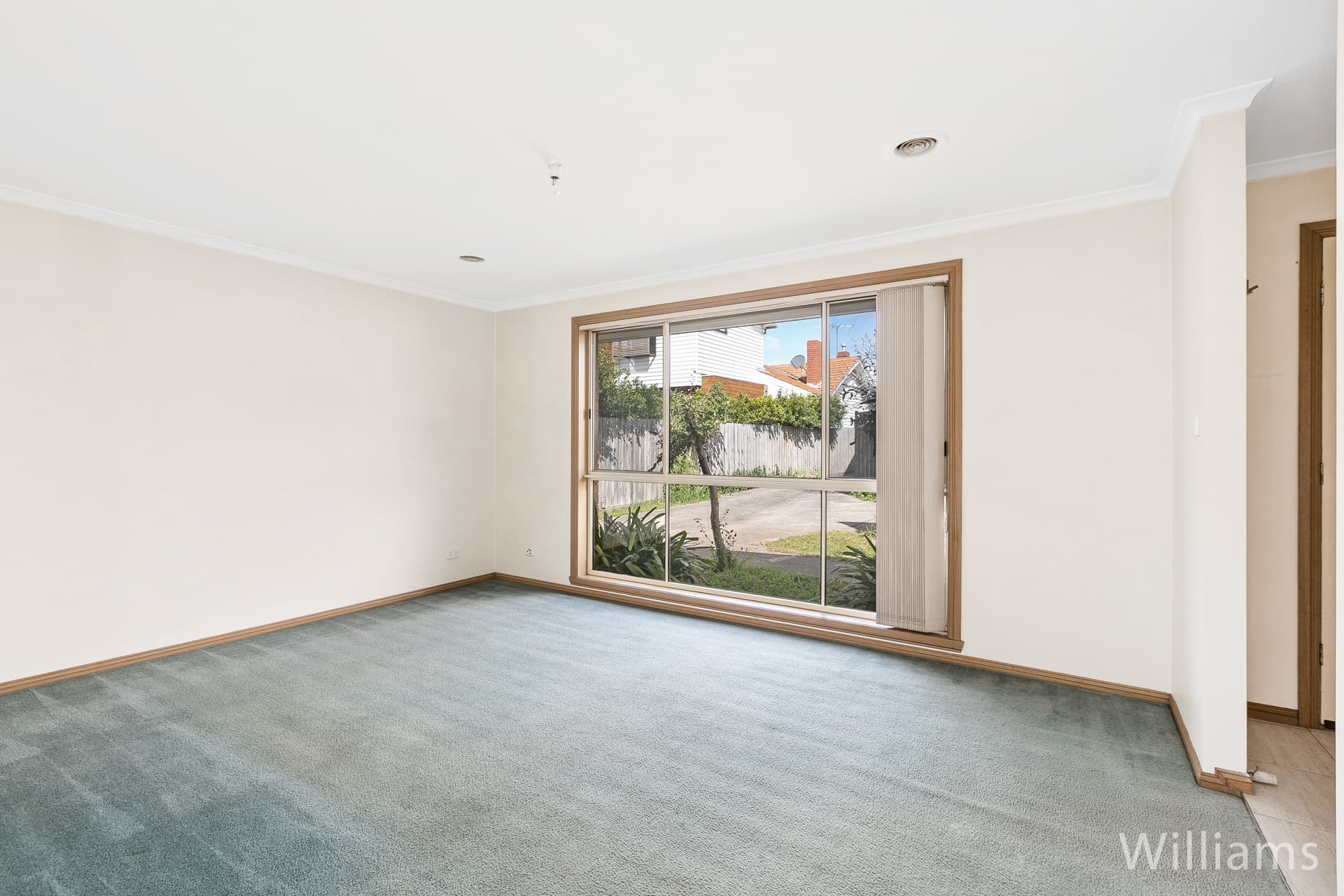 2/38 Collingwood Road, Newport - Thumbnail 3