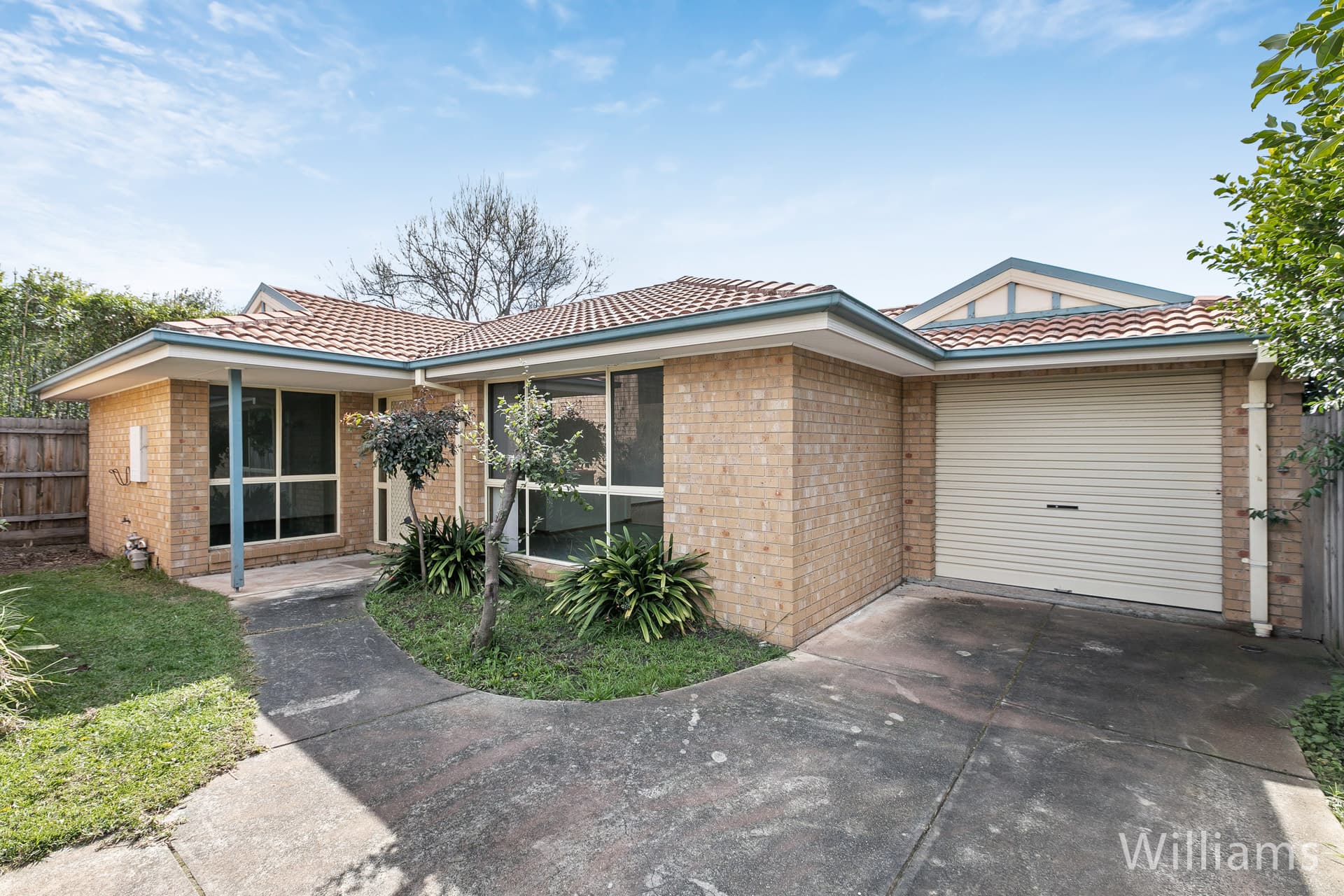 2/38 Collingwood Road, Newport - Image 1