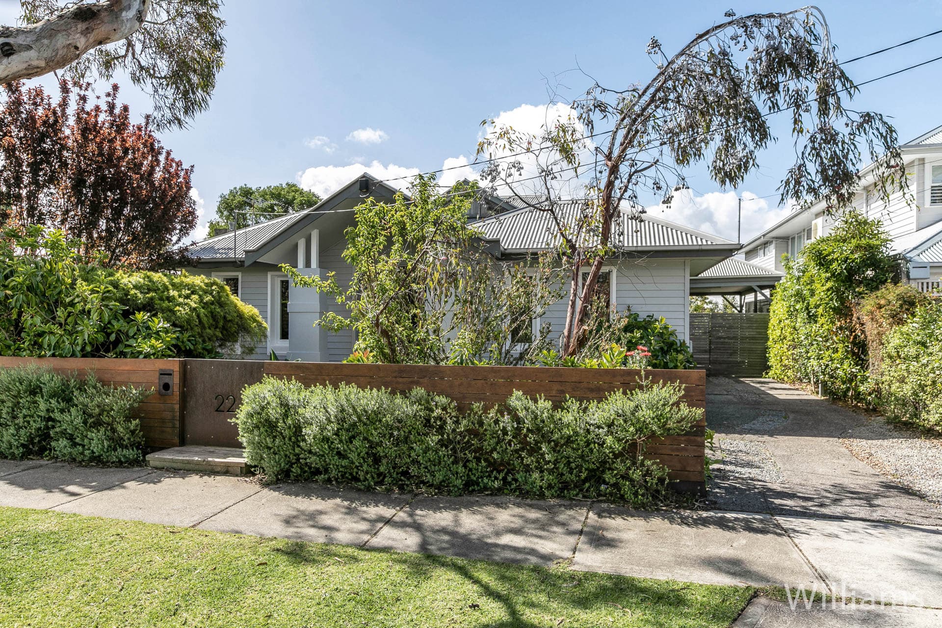 22 Percy Street, Newport - Image 1