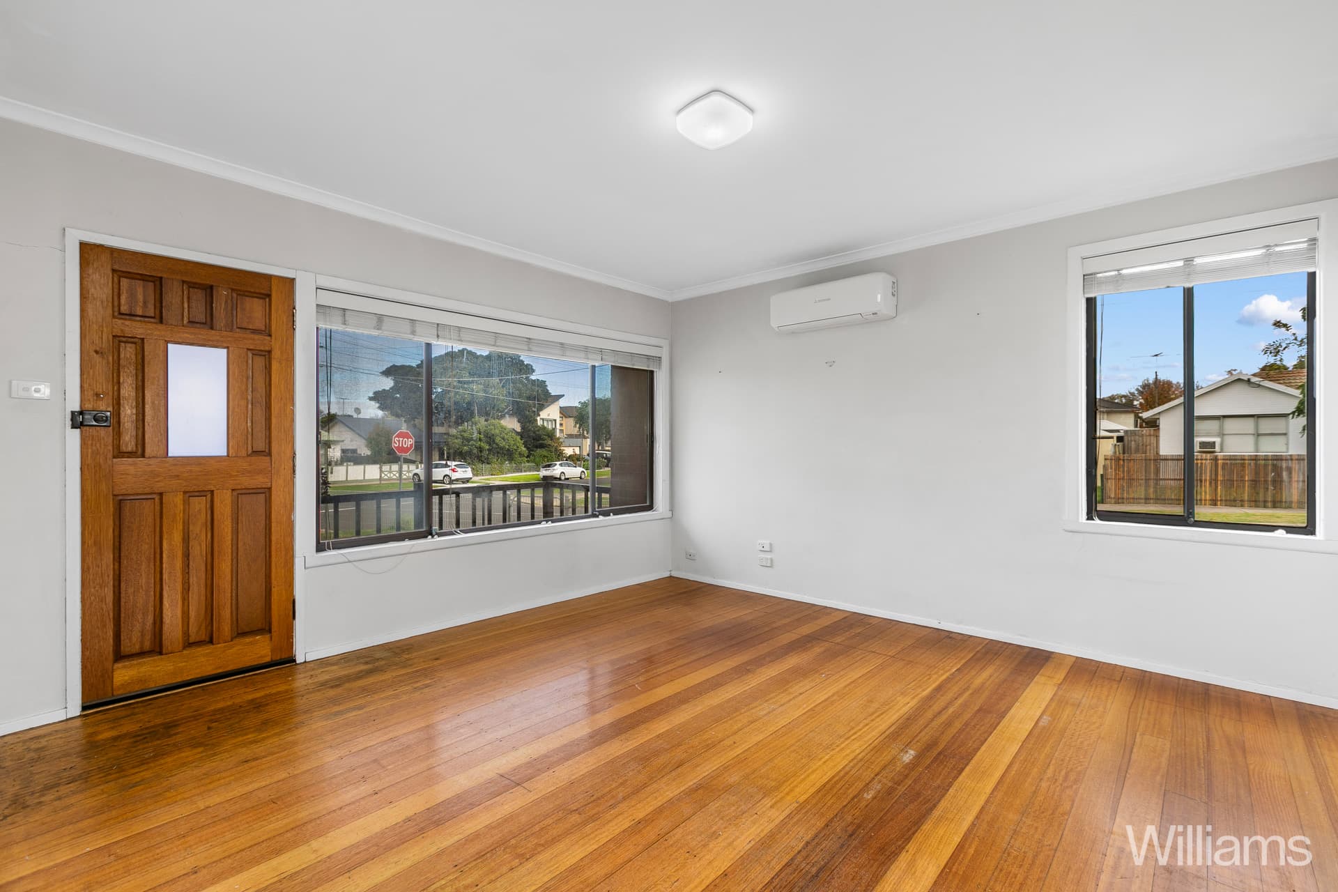 2 Bradley Street, Newport - Thumbnail 5