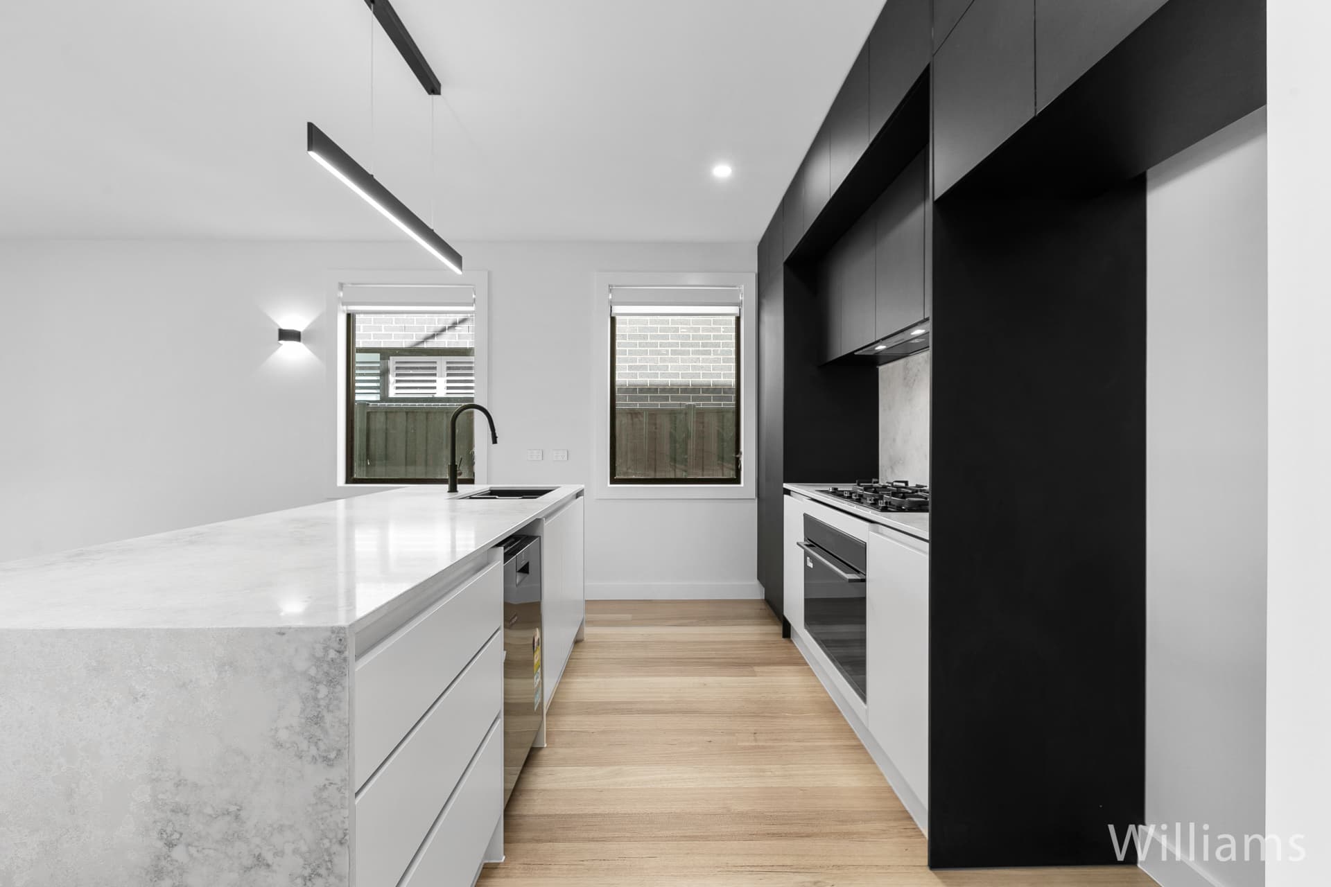 18 MacDonald Avenue, Altona North - Thumbnail 4