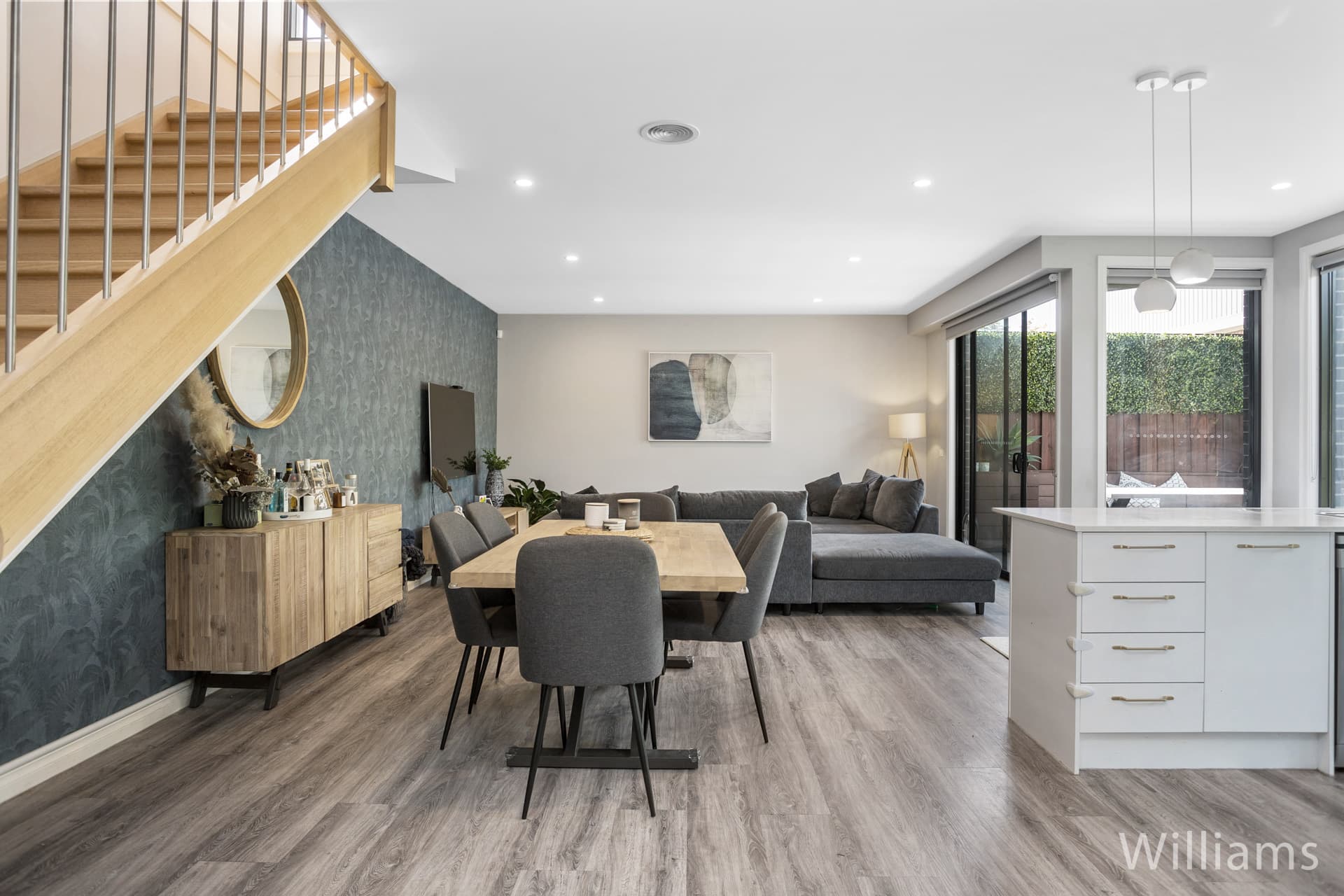 3/95 Stephenson Street, South Kingsville - Thumbnail 2