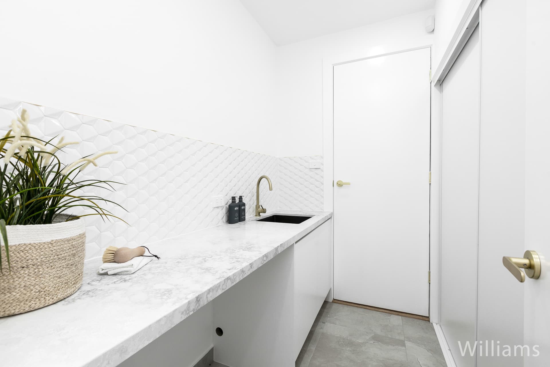 57 Clematis Avenue, Altona North - Thumbnail 5