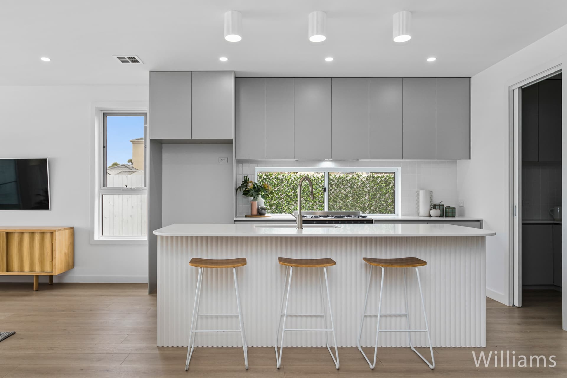 27A Jubilee Street, Newport - Thumbnail 5
