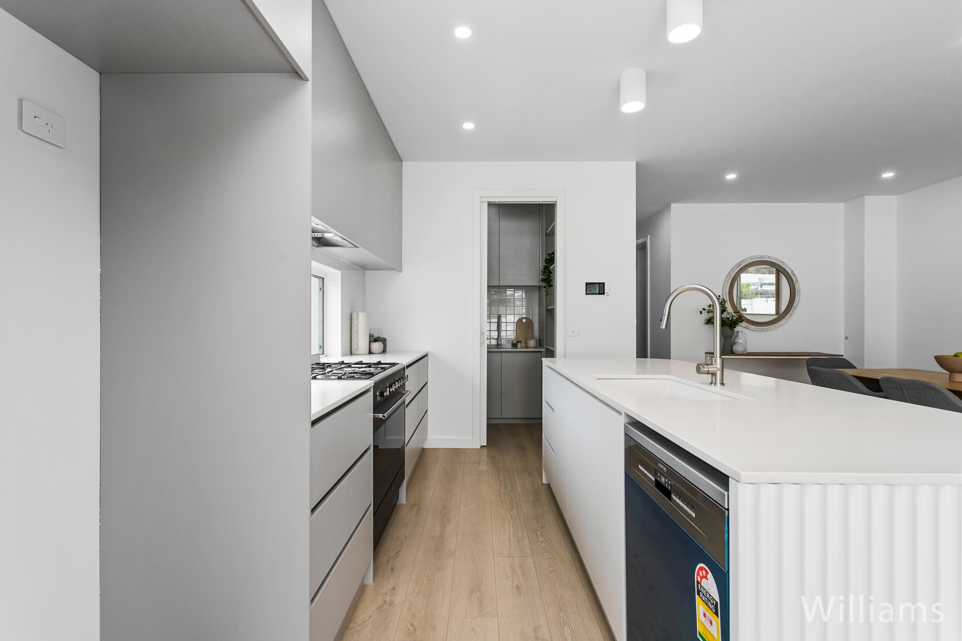 27A Jubilee Street, Newport - Thumbnail 3