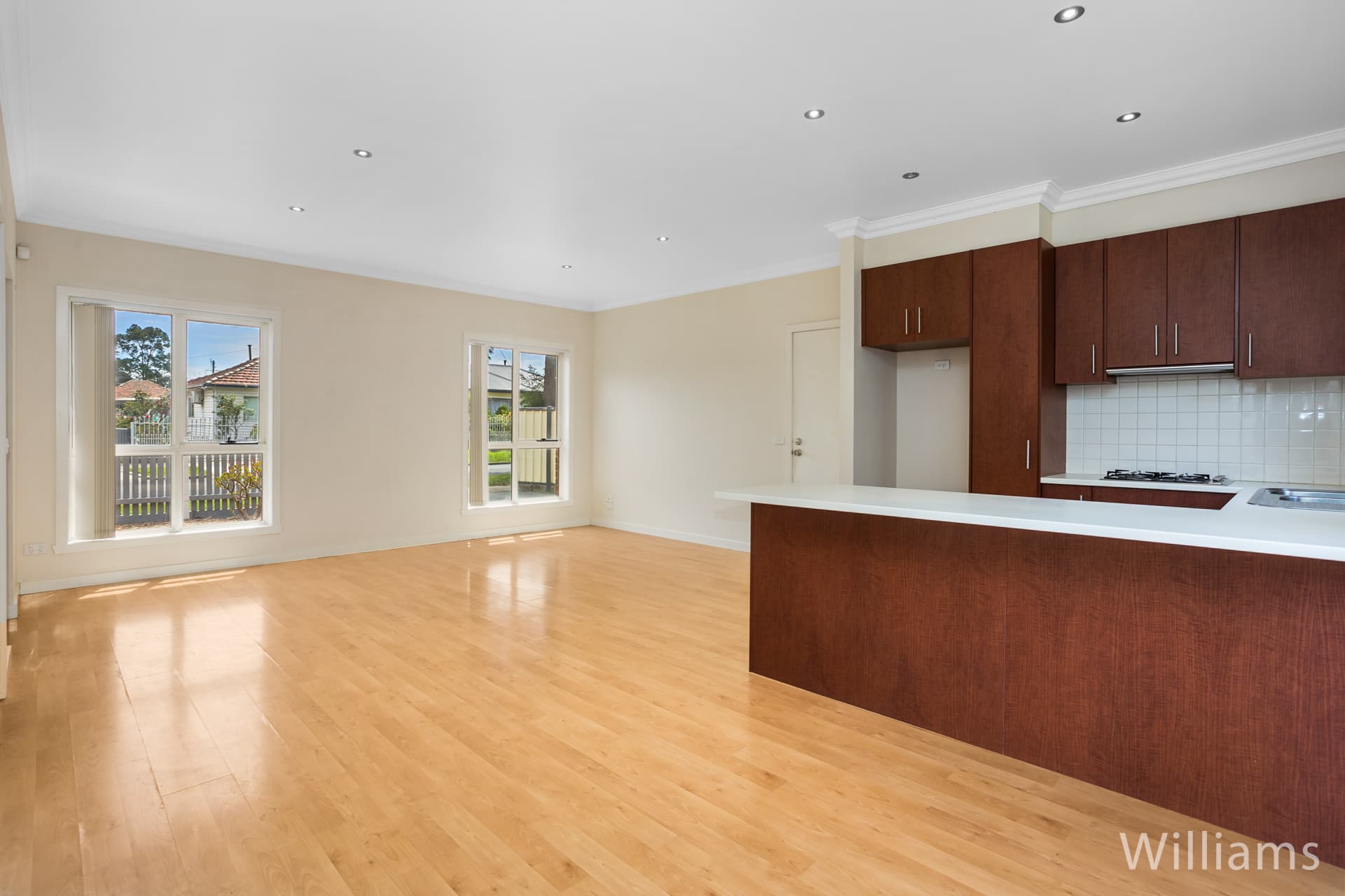75 Corrigan Avenue, Brooklyn - Thumbnail 8