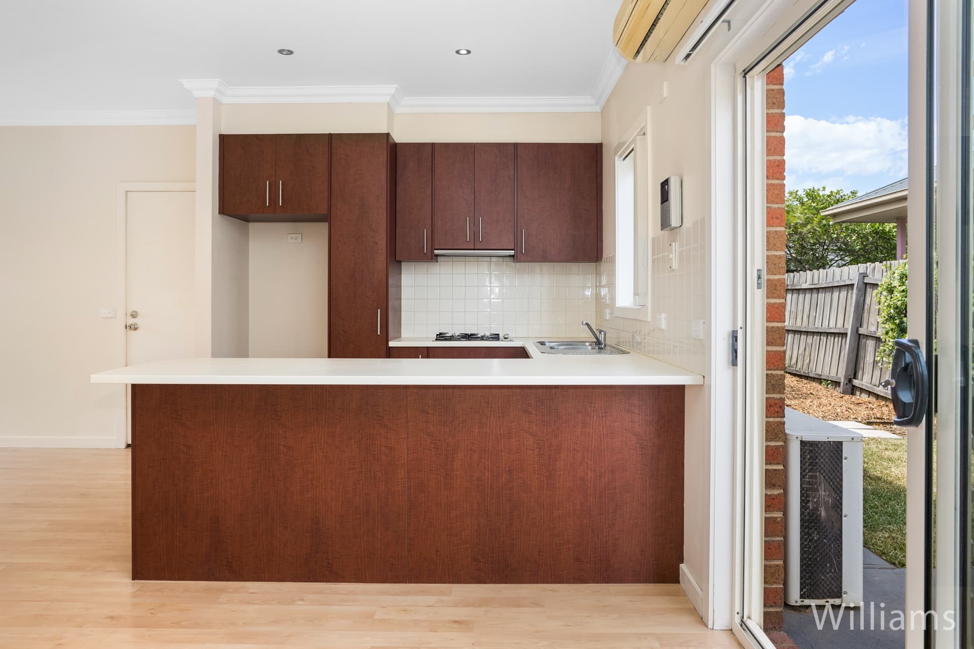 75 Corrigan Avenue, Brooklyn - Thumbnail 6