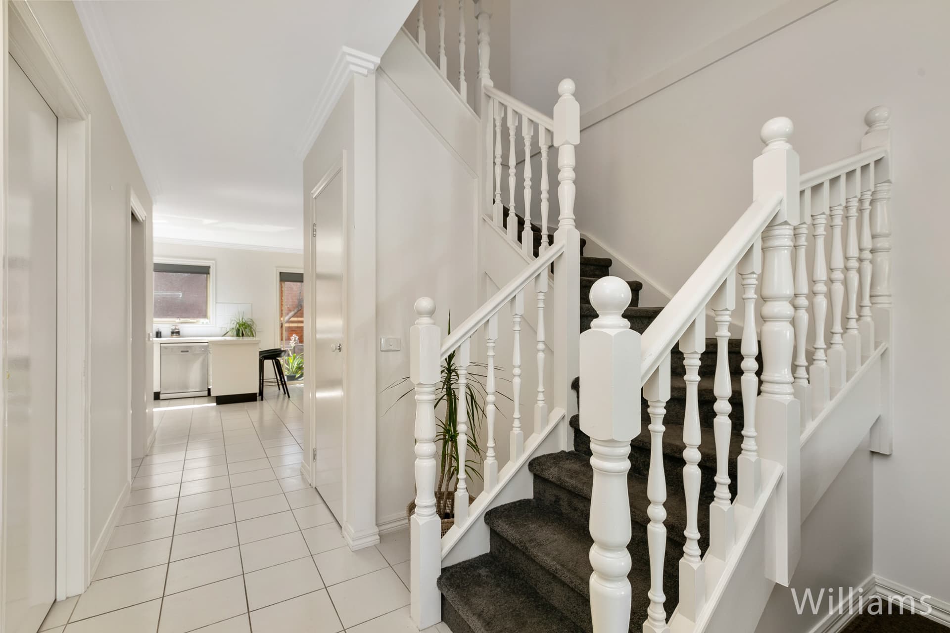 2/14 Romawi Street, Altona - Thumbnail 5