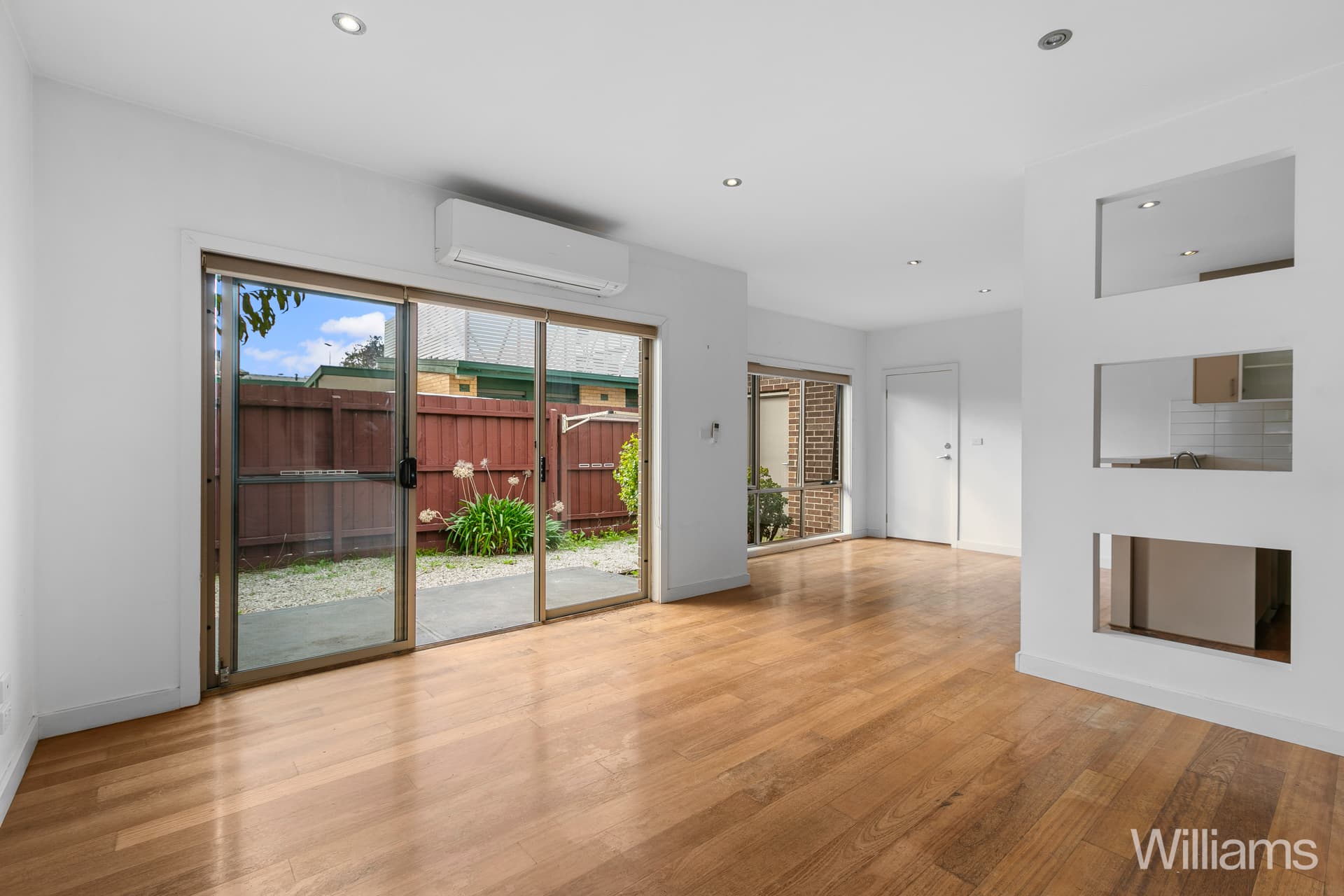 1/45 Paxton Street, South Kingsville - Thumbnail 2