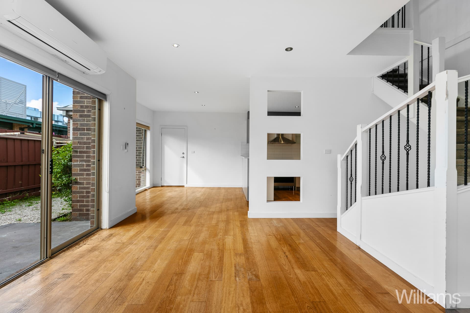 1/45 Paxton Street, South Kingsville - Thumbnail 3
