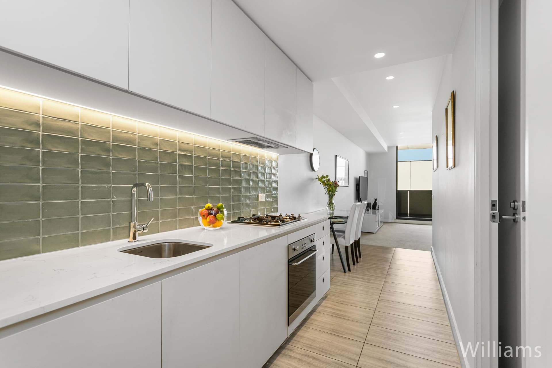 213/47 Nelson Place, Williamstown - Thumbnail 3