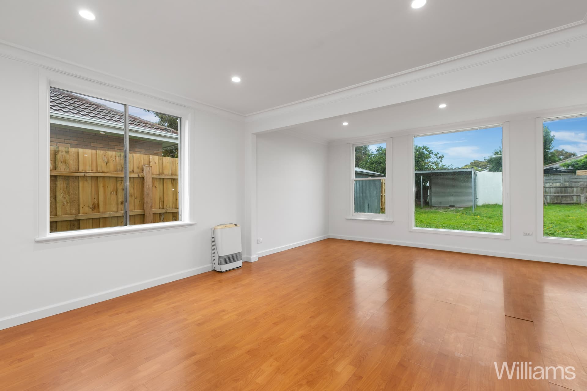 61 Blackshaws Road, Newport - Thumbnail 8