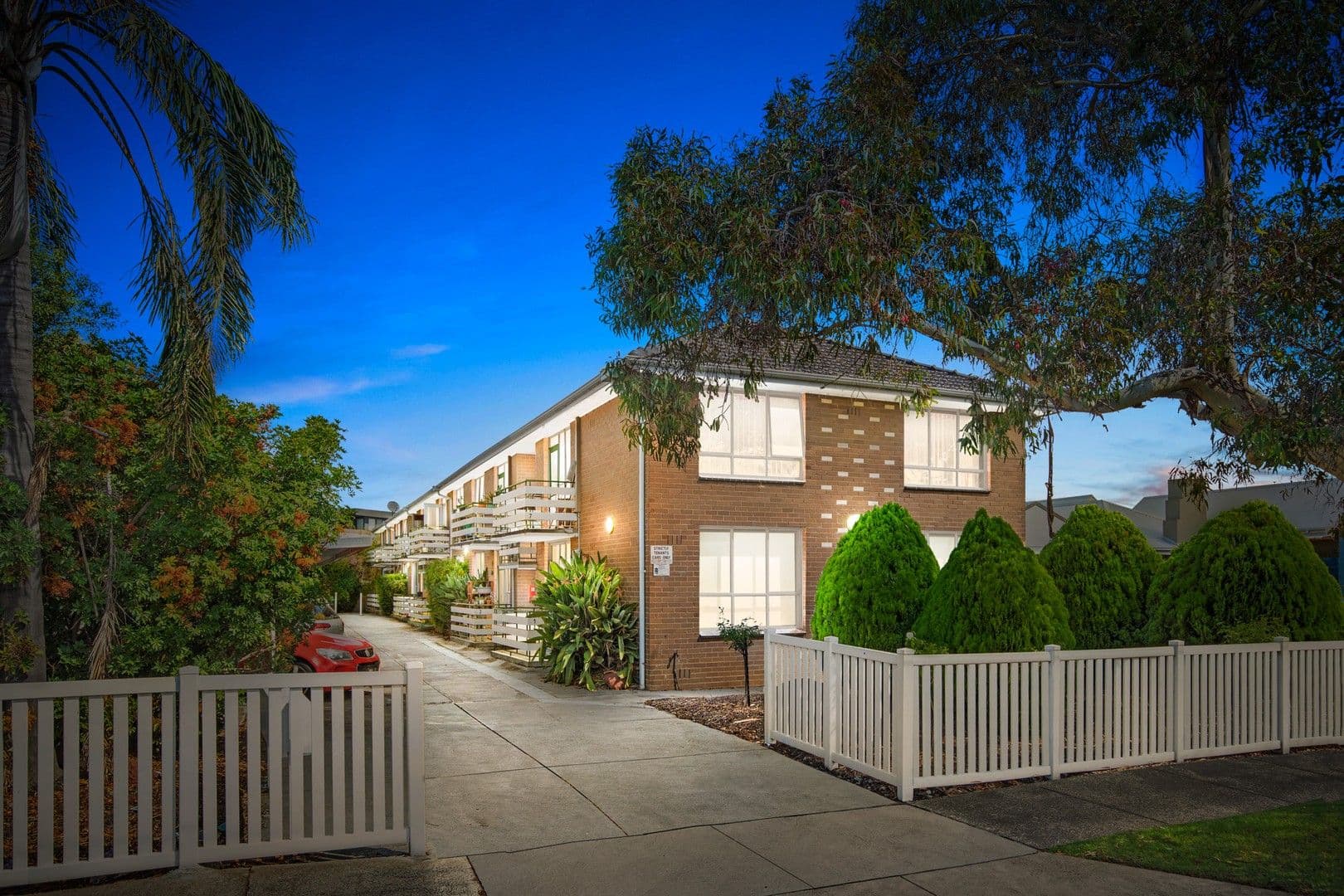 2/29 Champion Road, Williamstown North - Image 1