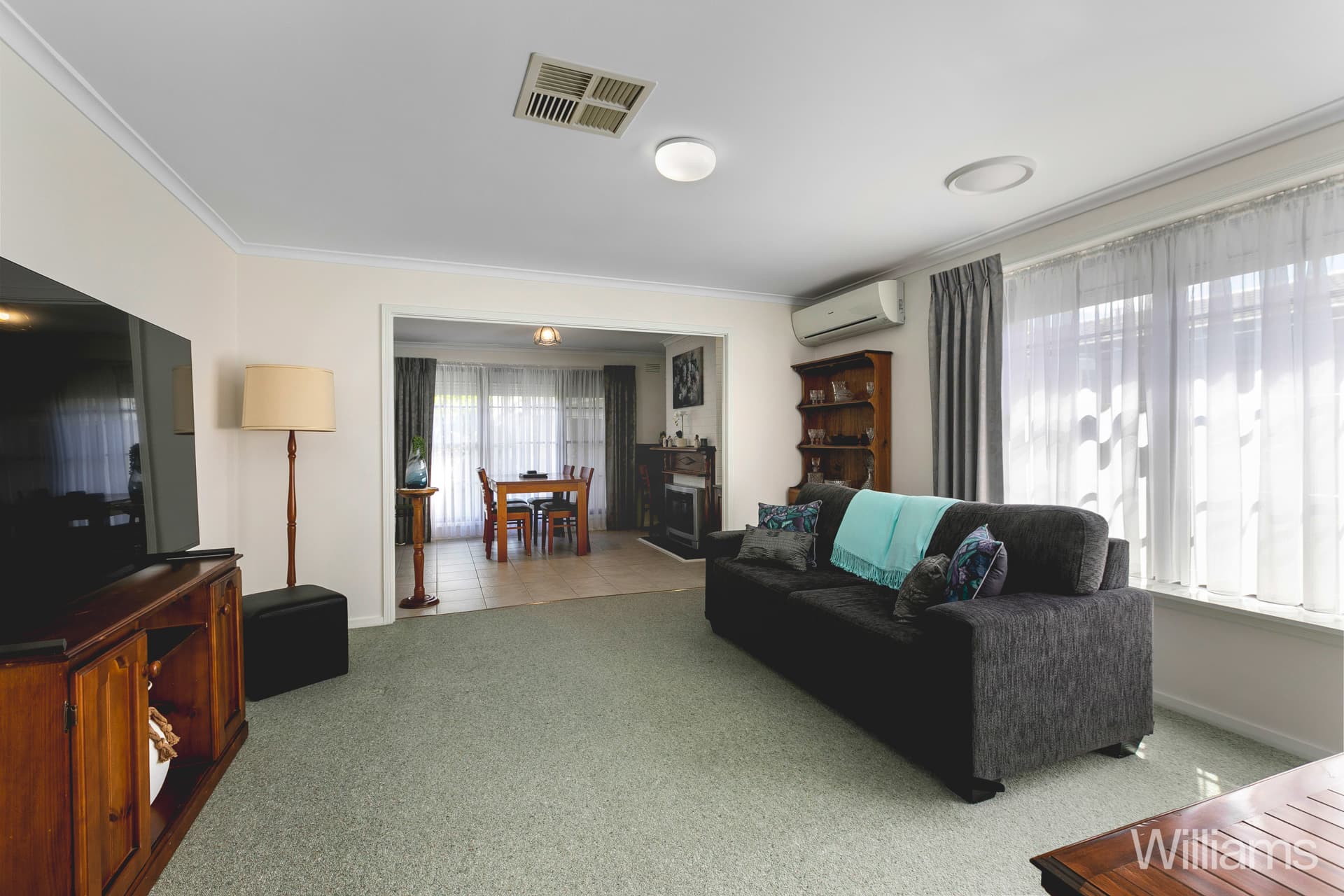 27 Richard Street, Williamstown - Thumbnail 3
