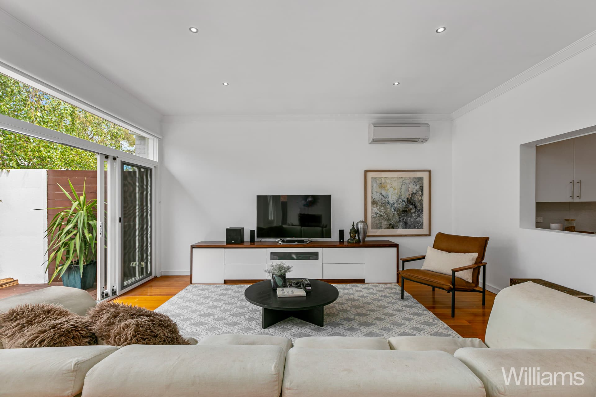46 Schutt Street, Newport - Thumbnail 8