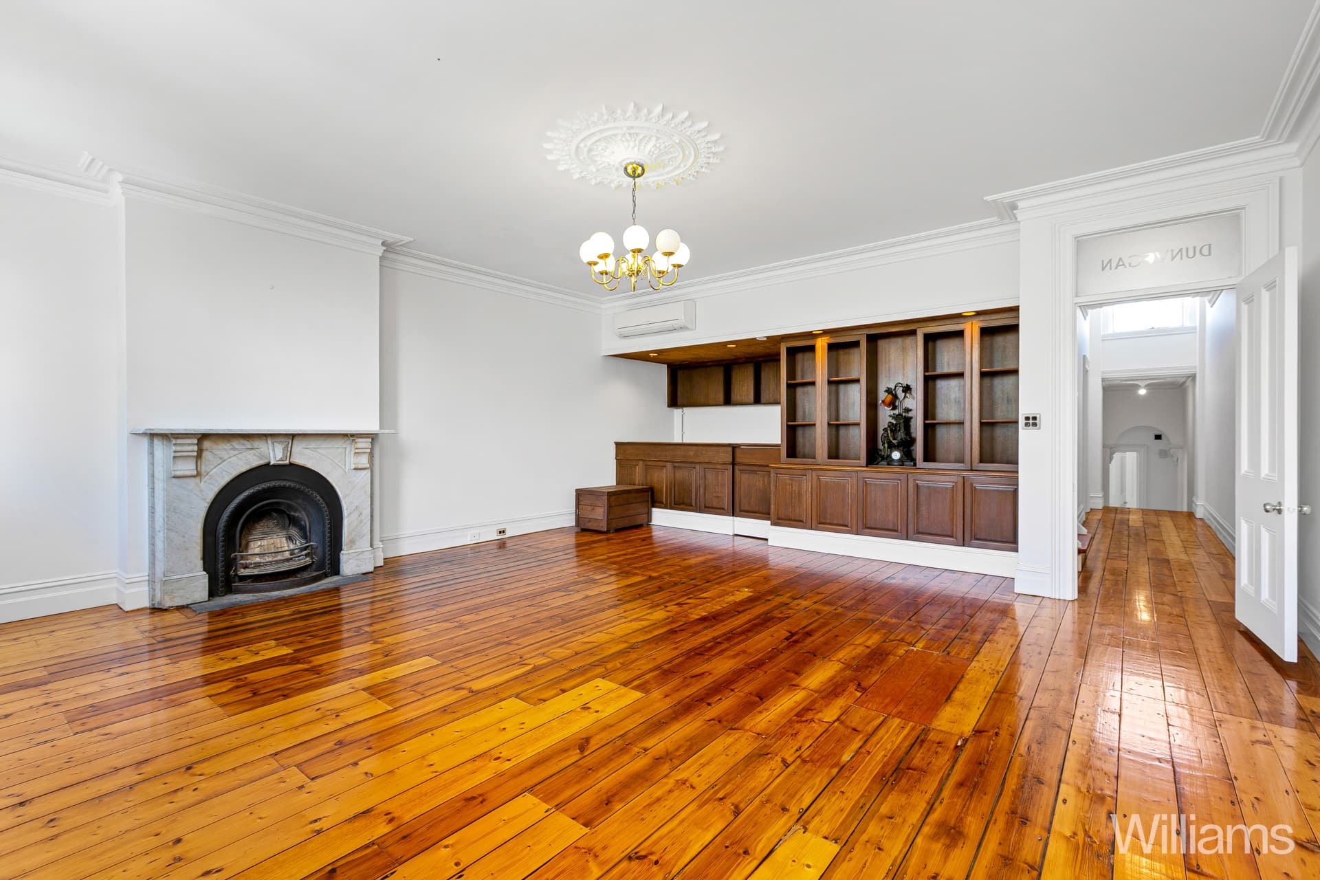 199 Nelson Place, Williamstown - Thumbnail 4