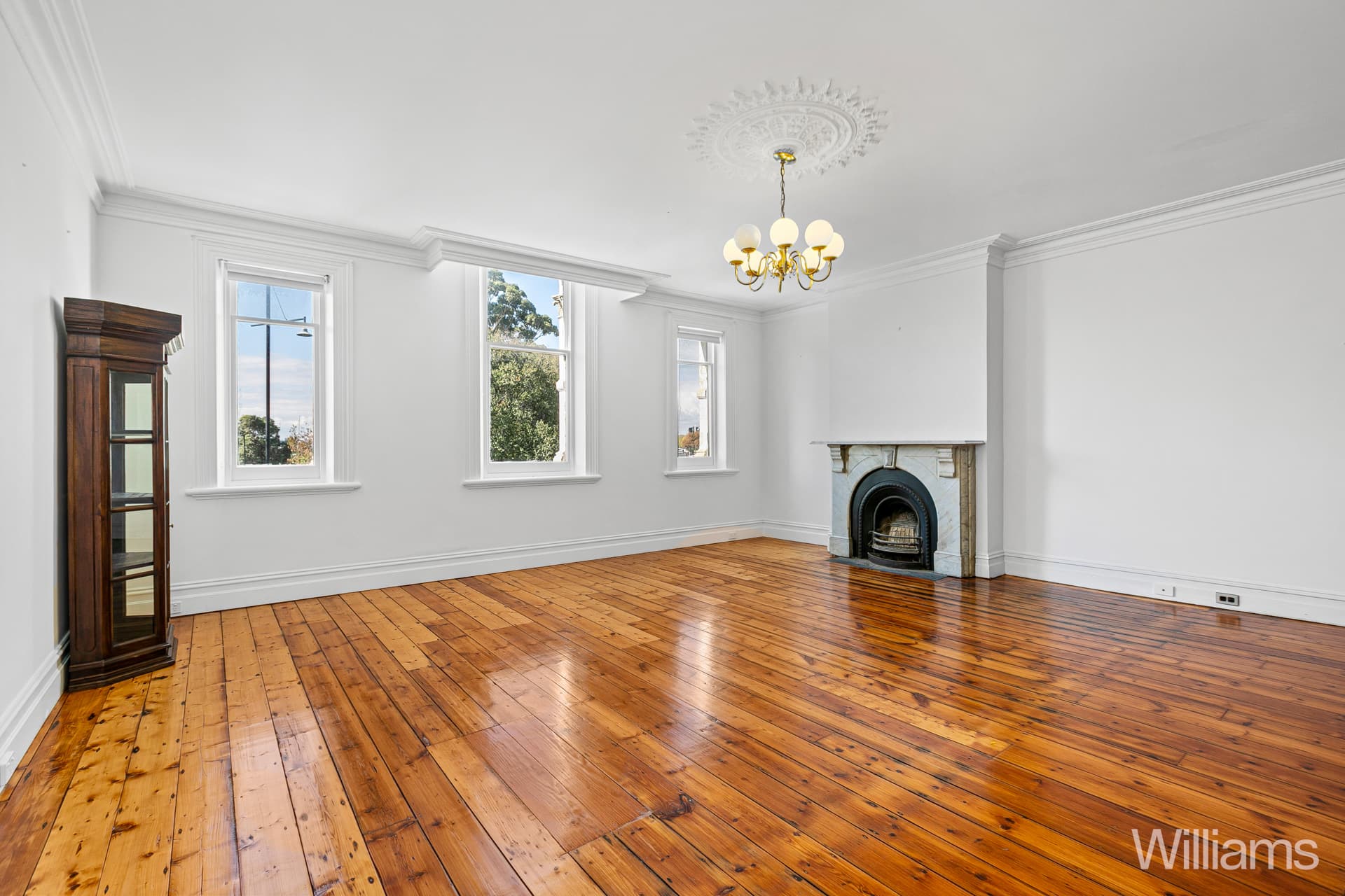 199 Nelson Place, Williamstown - Thumbnail 3