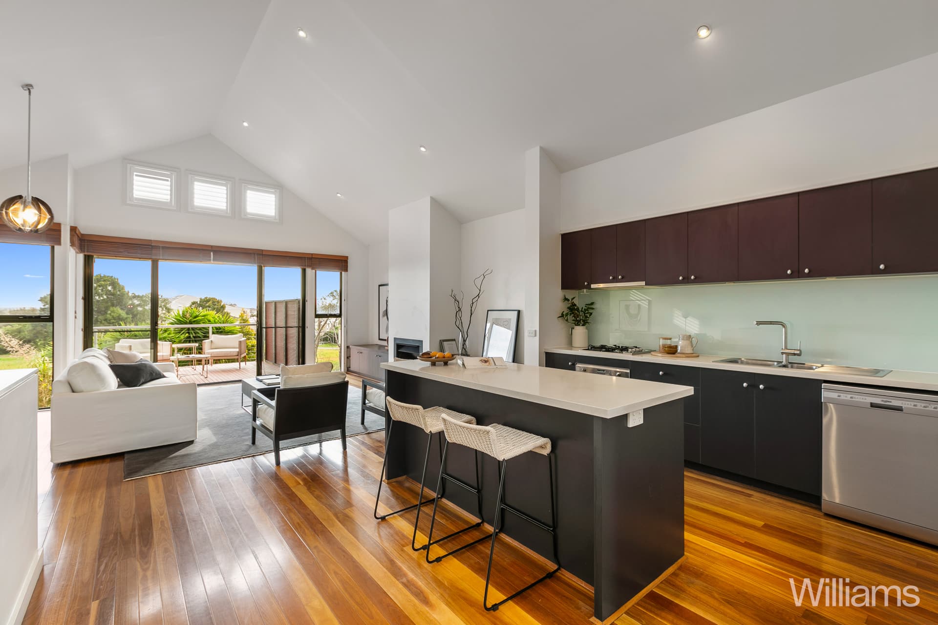 6 Williams Bay Grove, Williamstown - Thumbnail 8