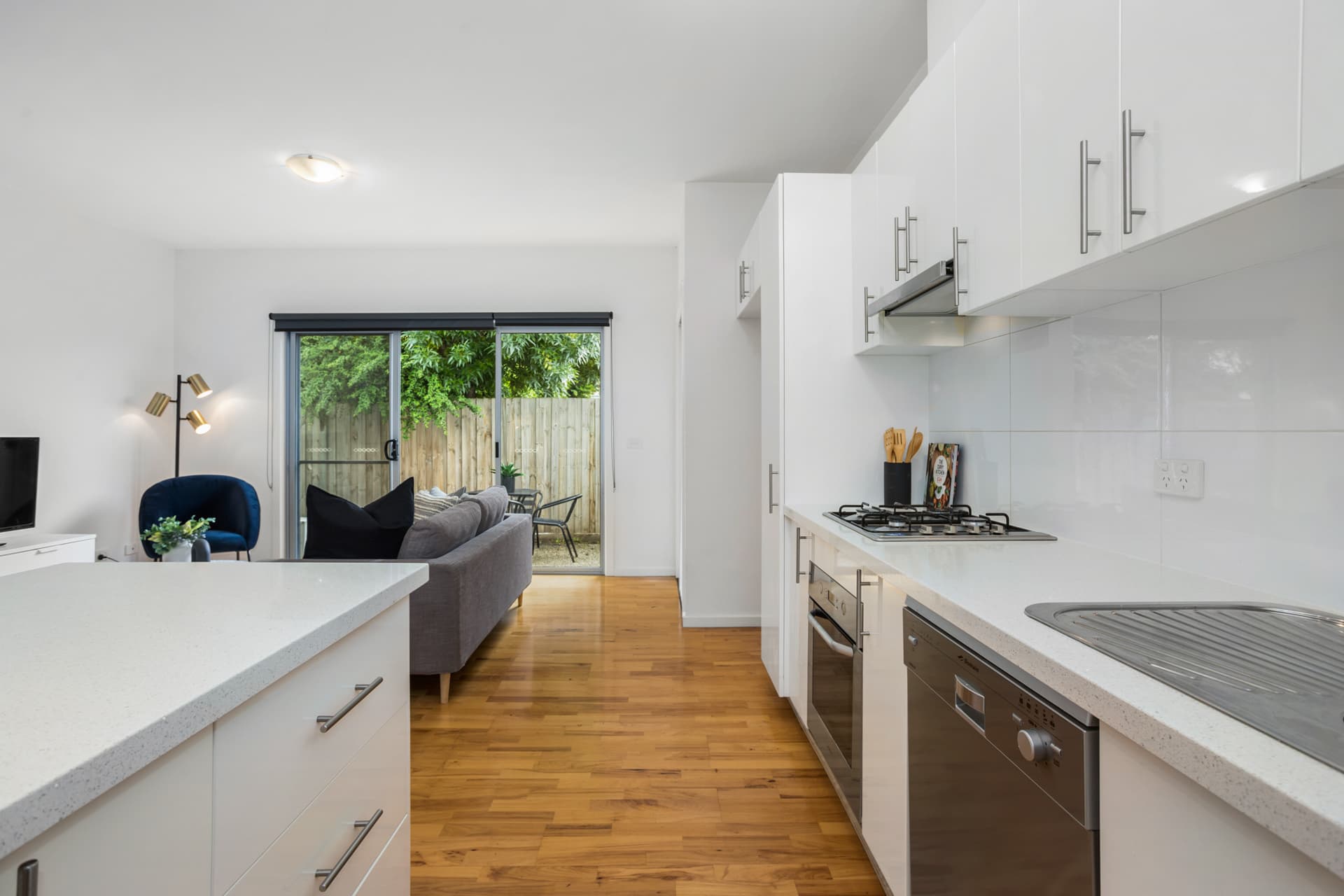 3/18 Yardley Street, Maidstone - Thumbnail 2