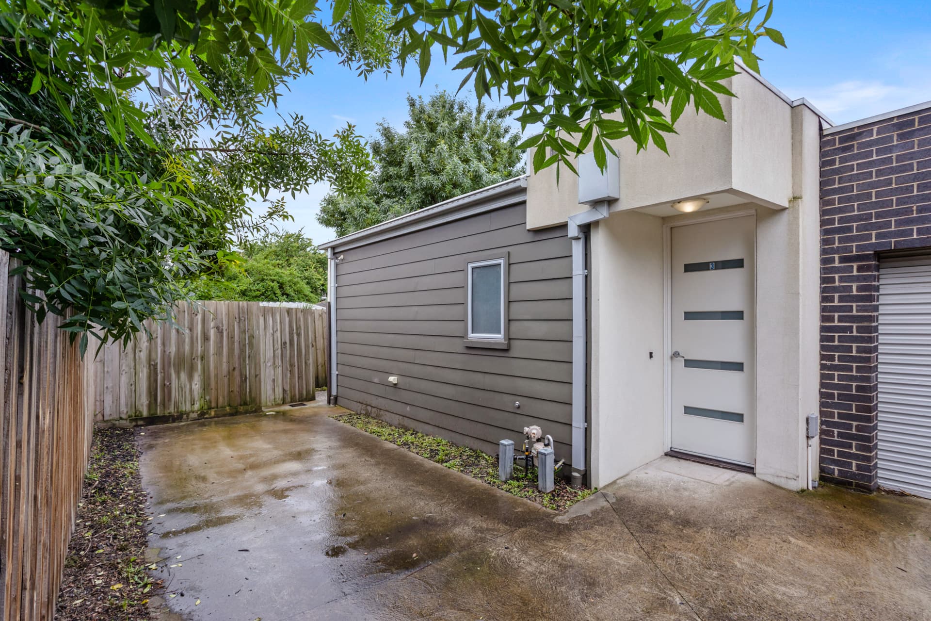 3/18 Yardley Street, Maidstone - Image 1
