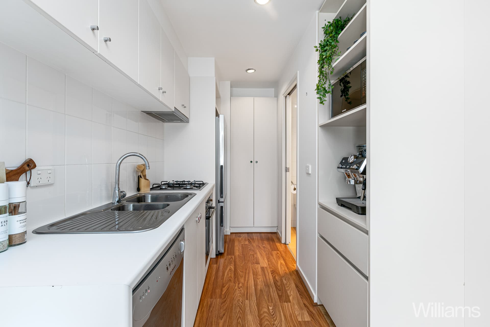 10/2 Thompson Street, Williamstown - Thumbnail 4