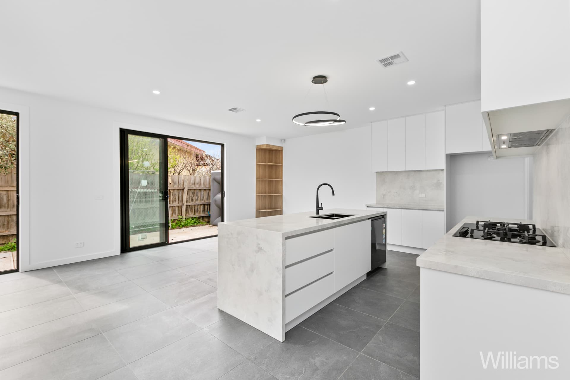 1/26 Lawrence Court, Altona North - Thumbnail 4