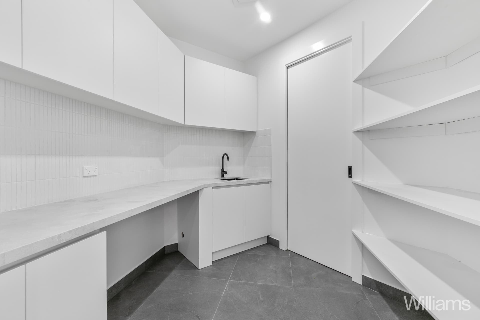 1/26 Lawrence Court, Altona North - Thumbnail 3