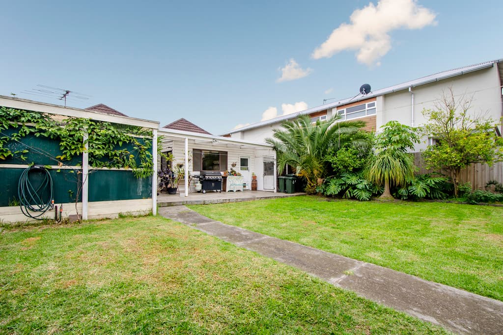 32 Bayview Street, Williamstown - Thumbnail 6