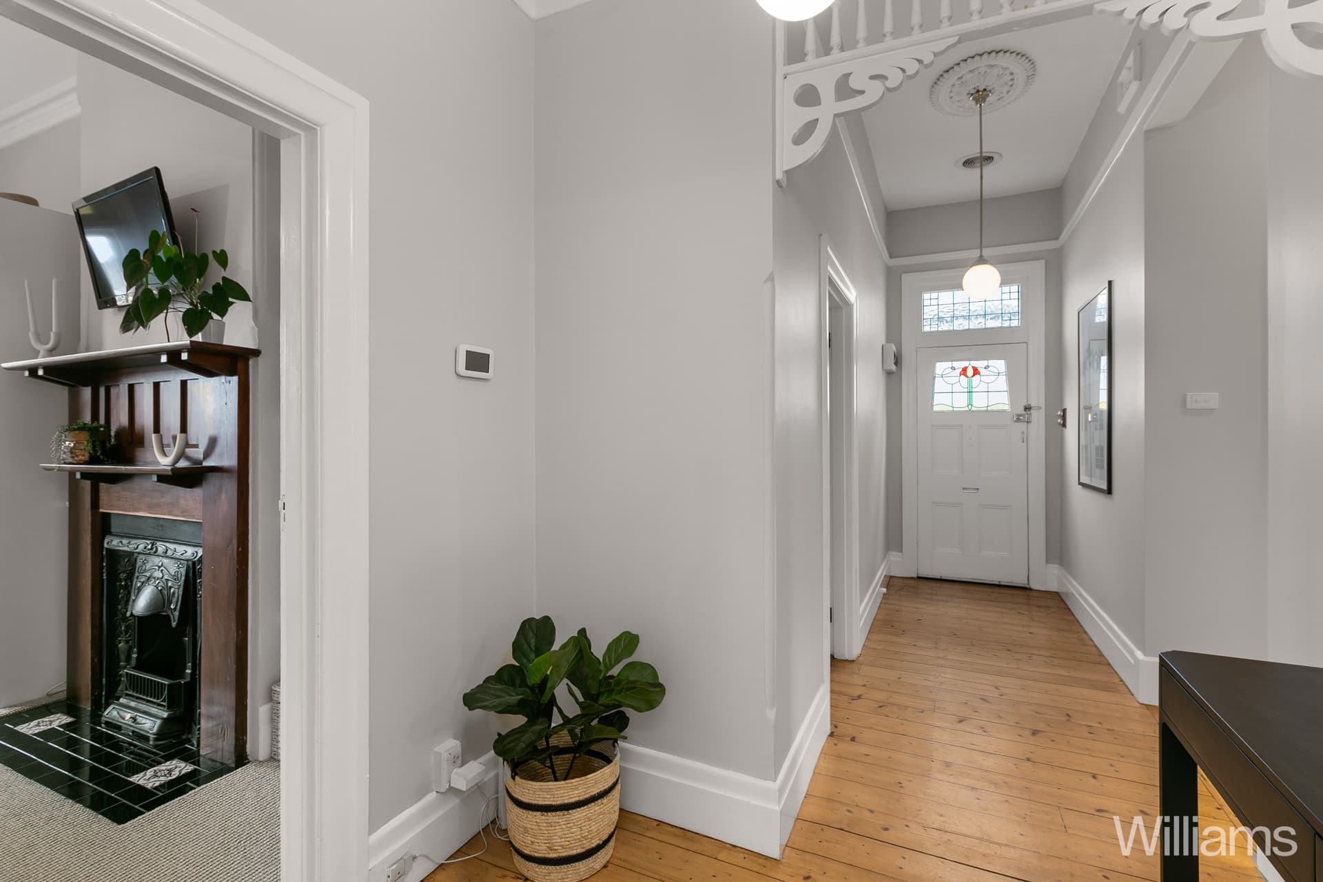 295 Douglas Parade, Newport - Thumbnail 5