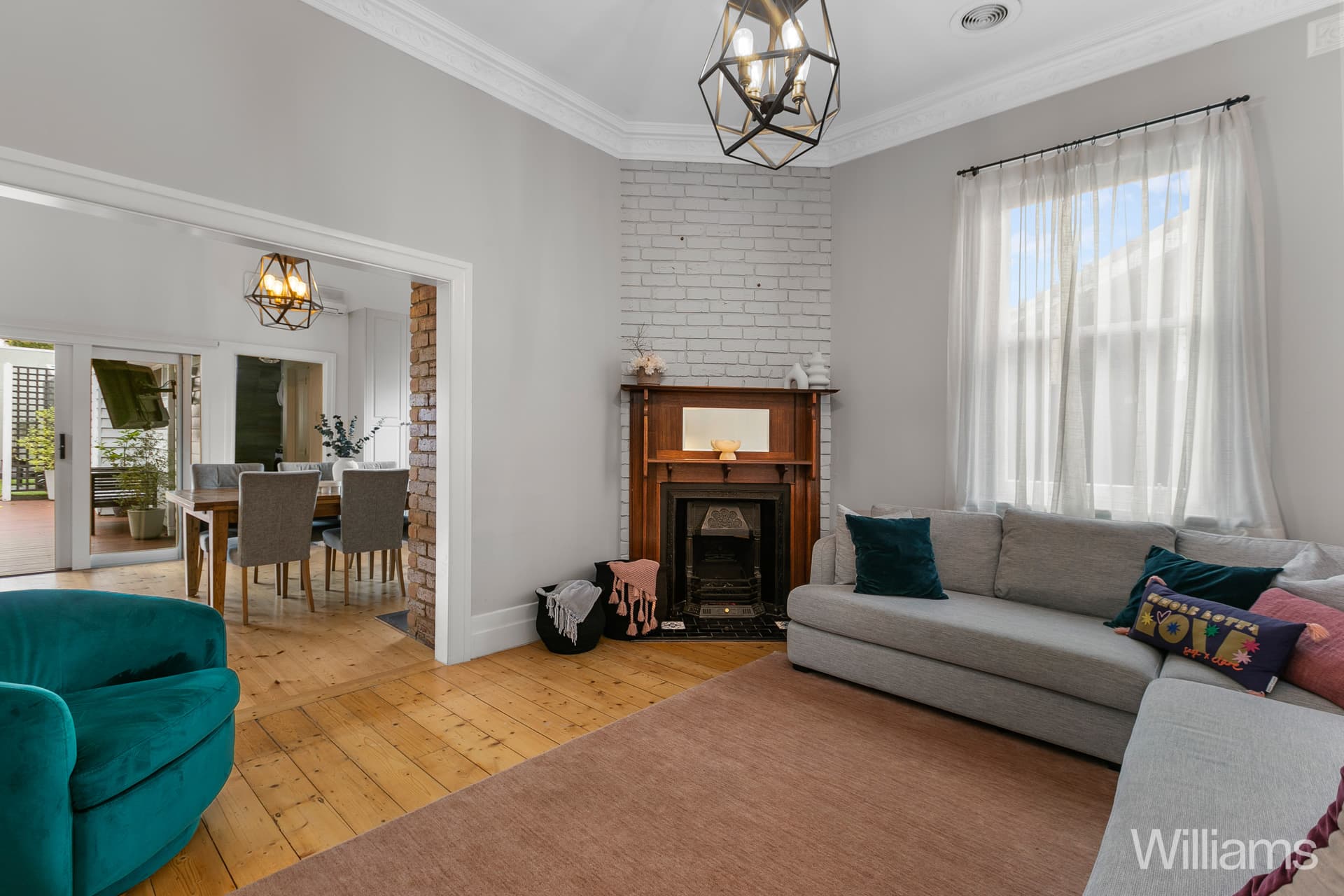 295 Douglas Parade, Newport - Thumbnail 7