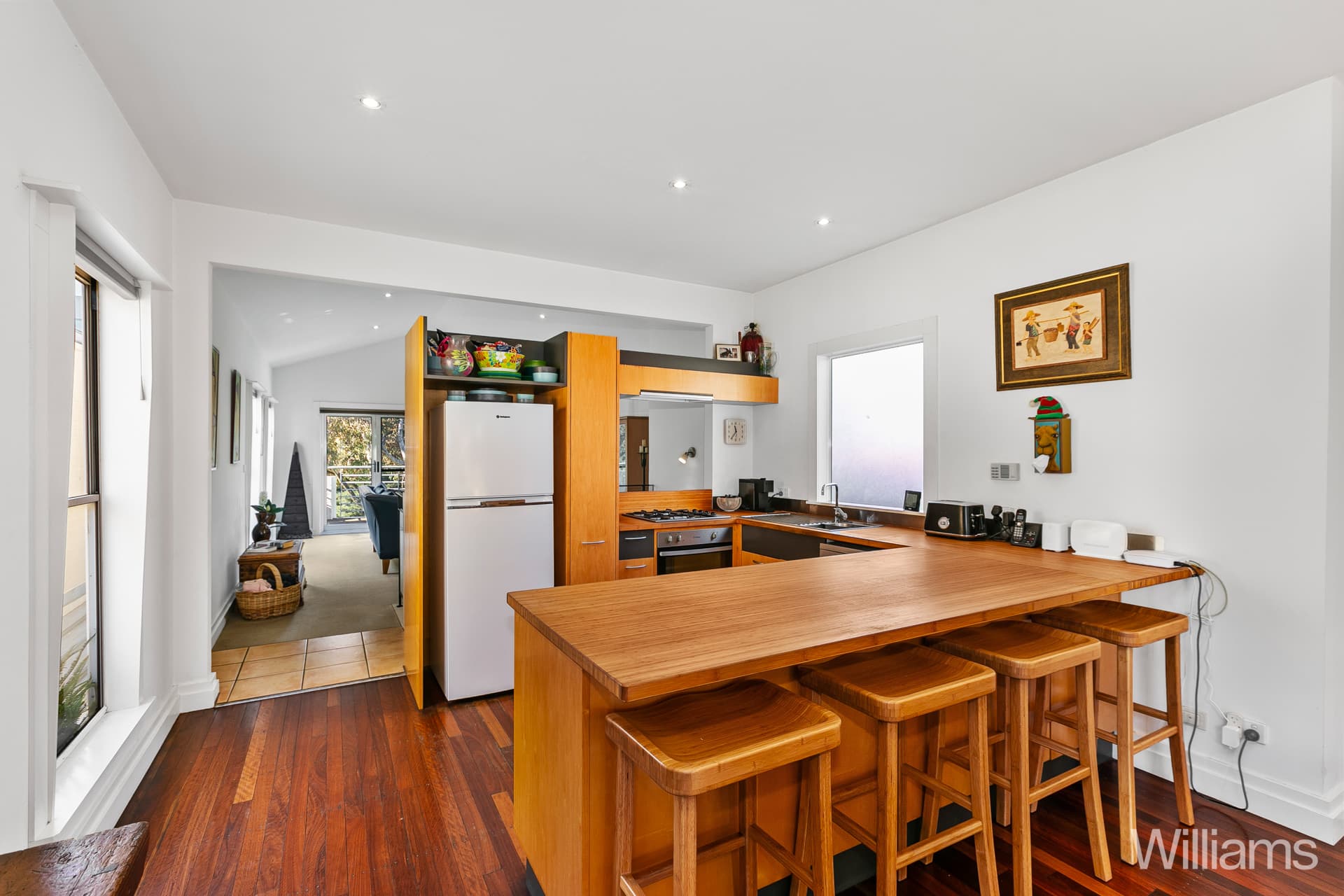 339 Douglas Parade, Newport - Thumbnail 6