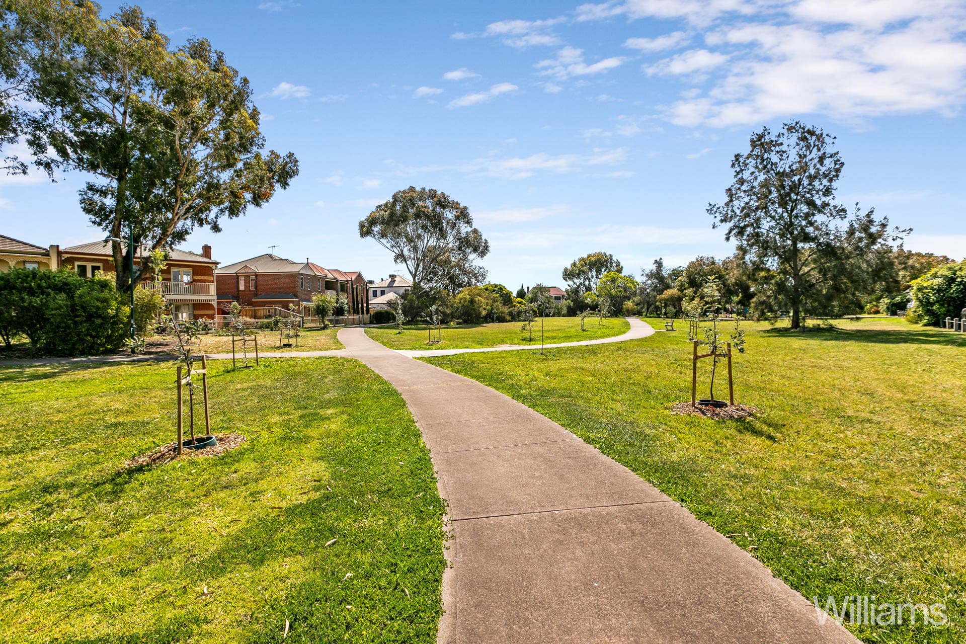 12 West Court, Williamstown - Thumbnail 2