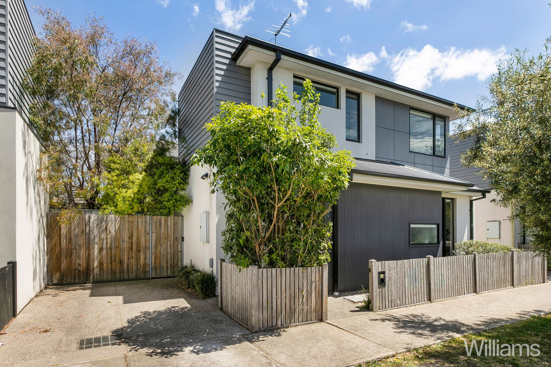 89 Graham Street, Newport - Image 1
