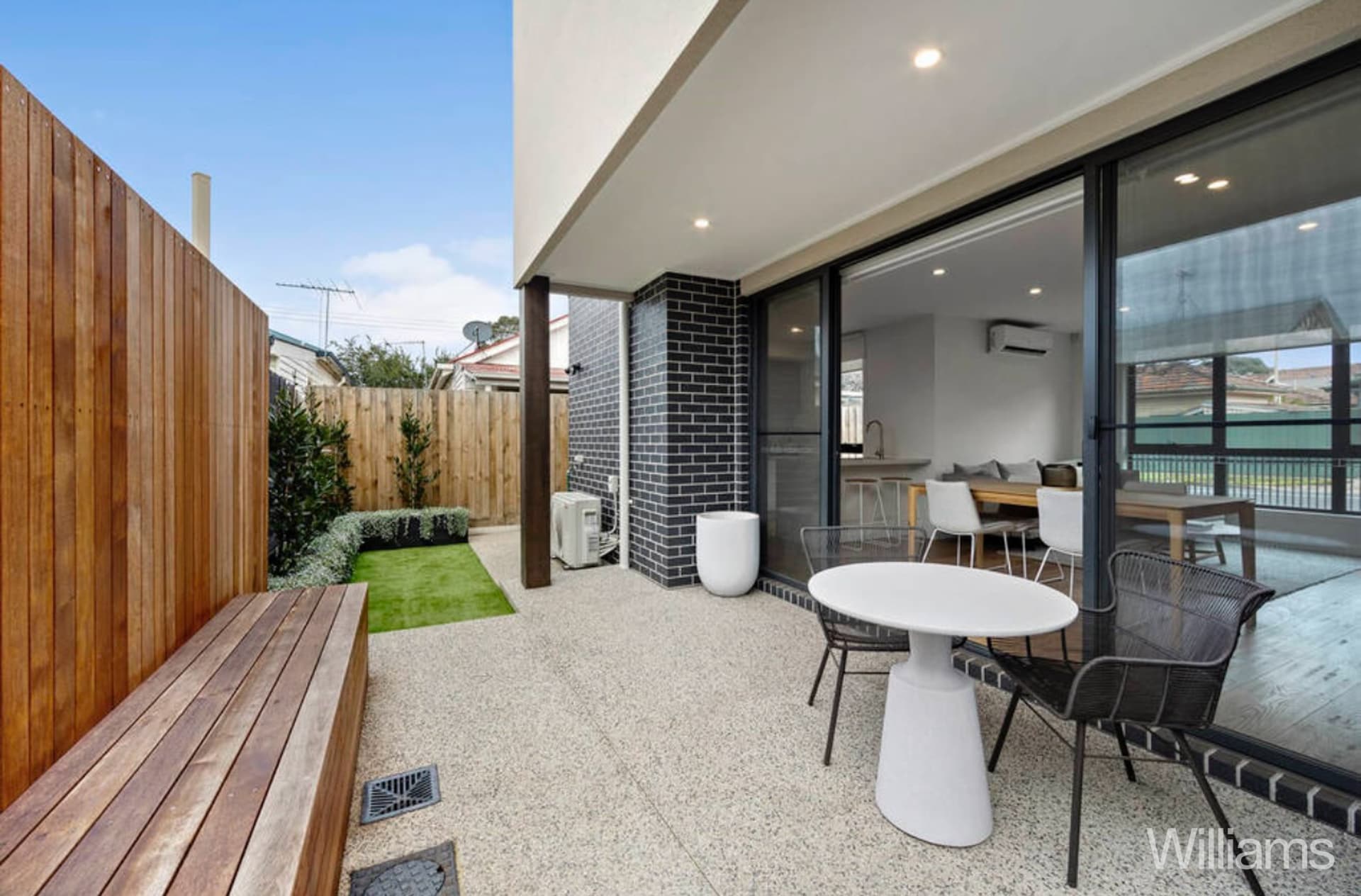 2A Richelieu Street, West Footscray - Thumbnail 2