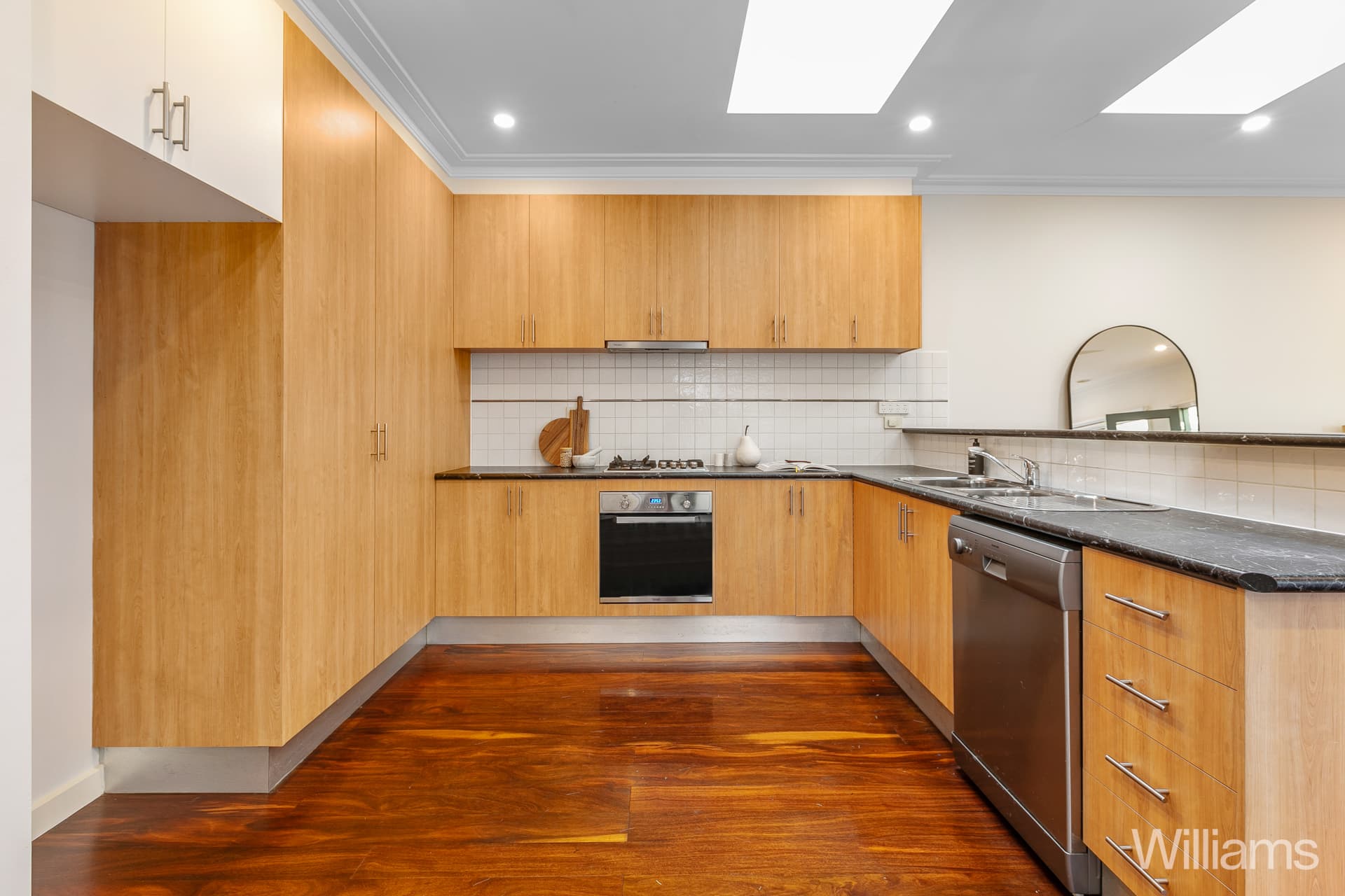 82A Maddox Road, Newport - Thumbnail 2