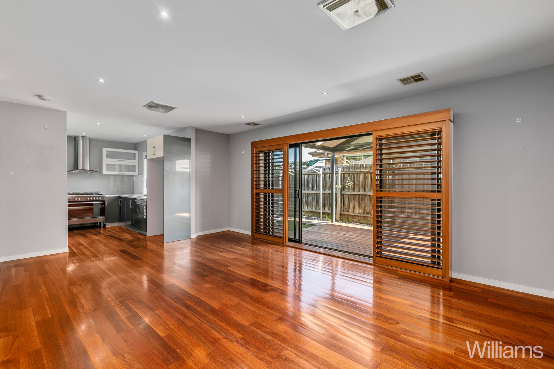 3/91 Blackshaws Road, Newport - Thumbnail 2