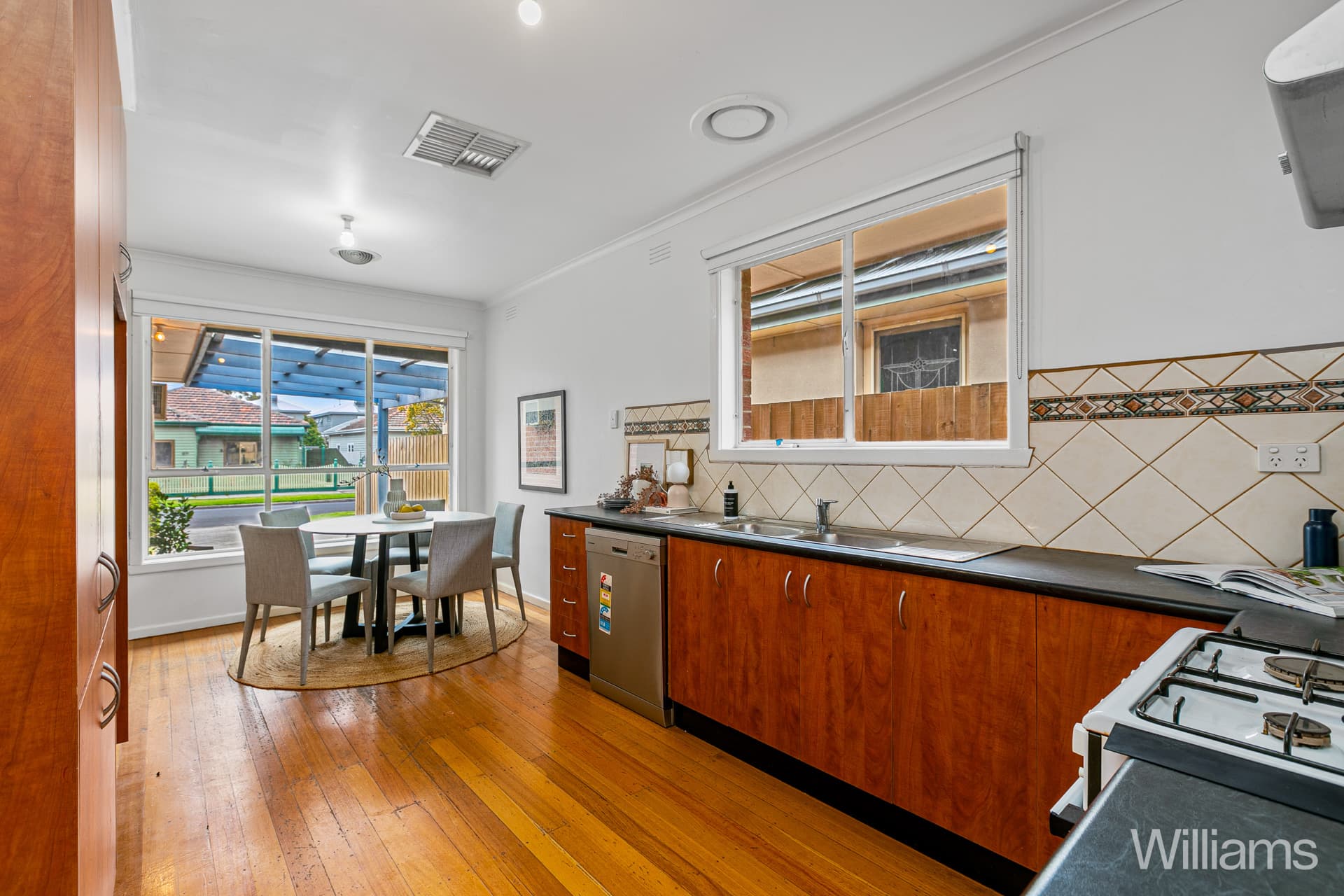 48 Salisbury Street, Newport - Thumbnail 7