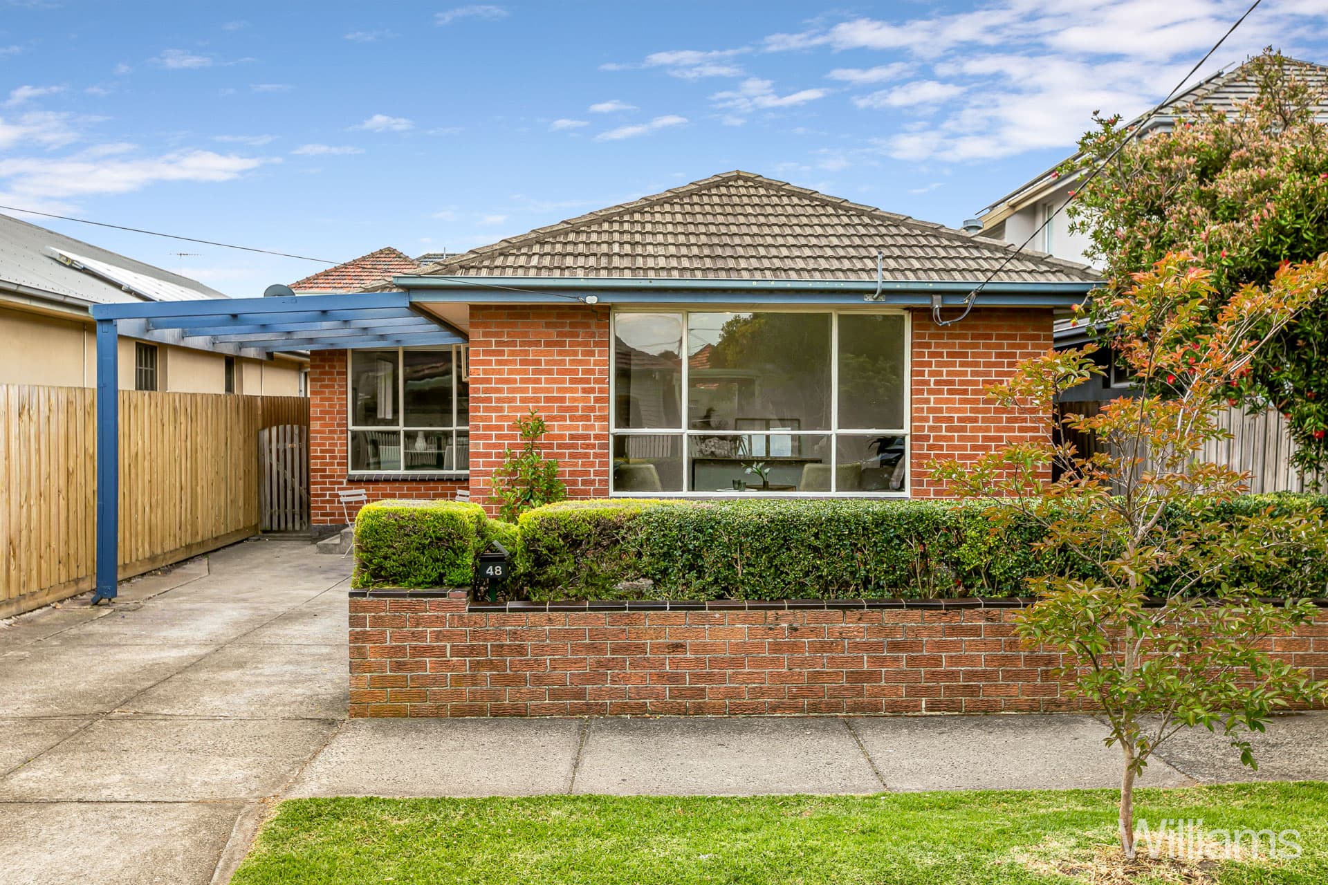 48 Salisbury Street, Newport - Thumbnail 2
