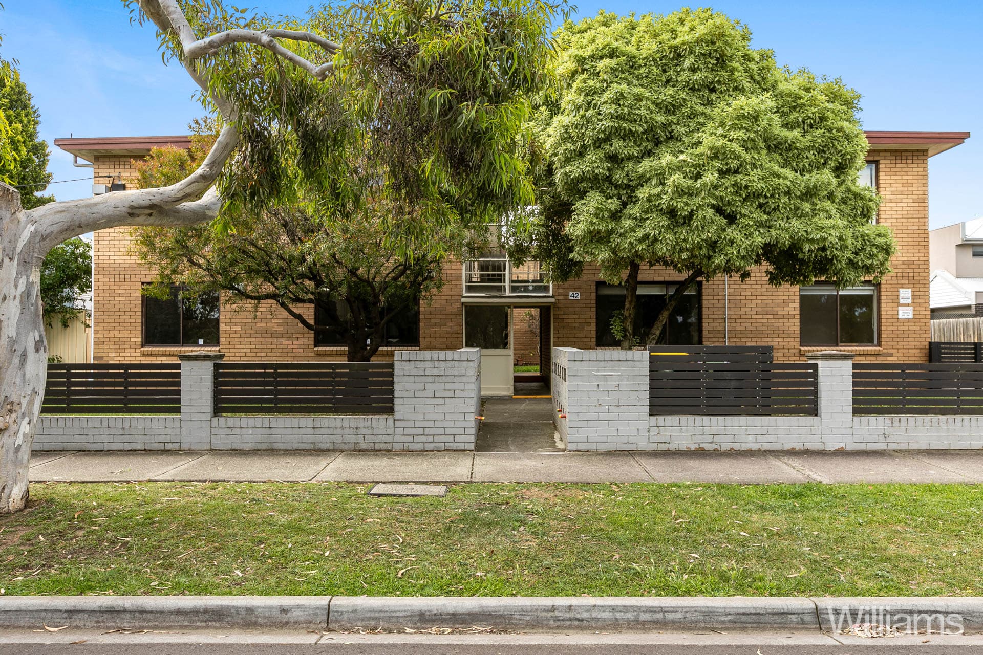 1/42-44 Percy Street, Newport - Image 1