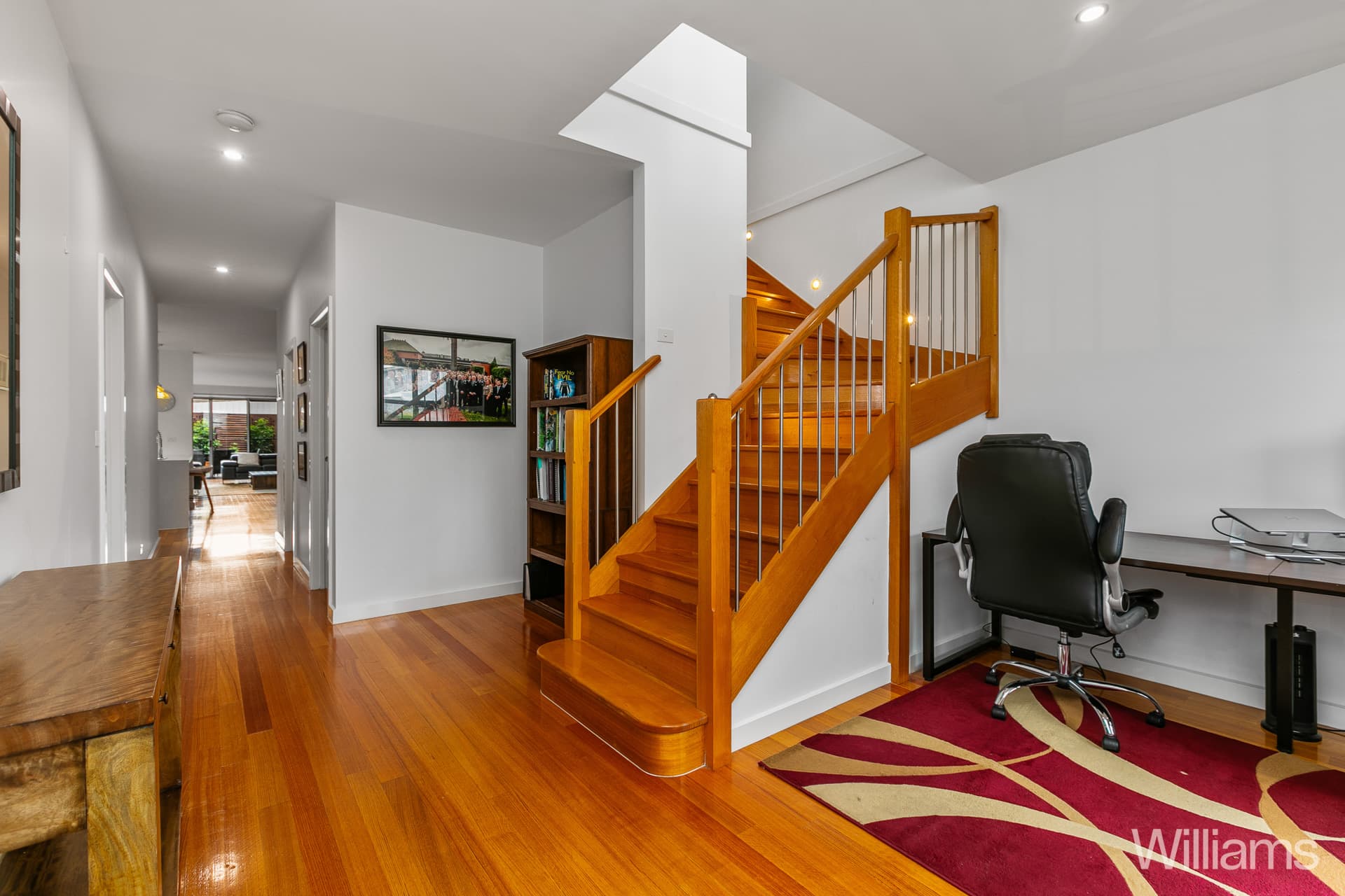 9 Charlotte Street, Newport - Thumbnail 2