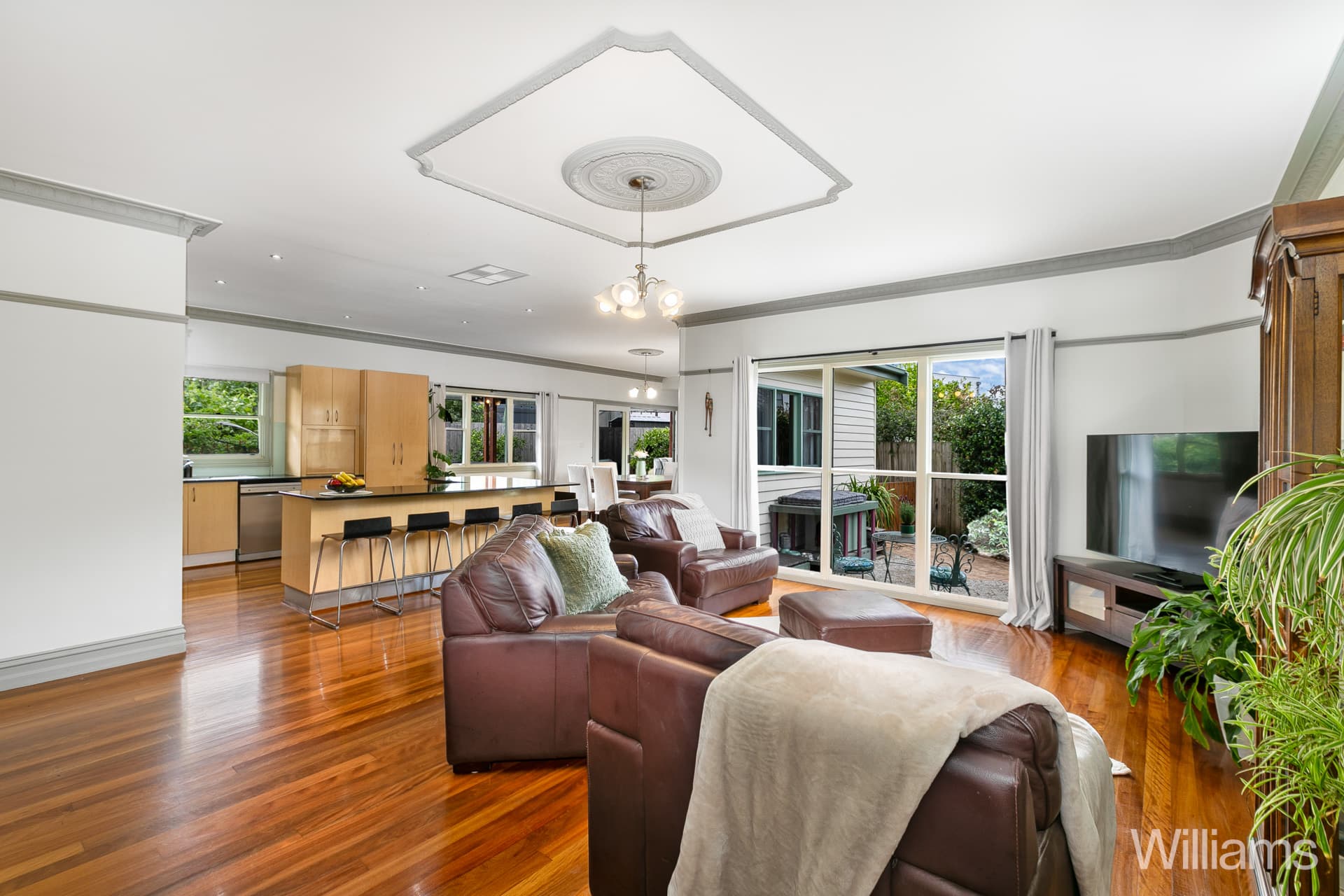 20 Anzac Crescent, Williamstown - Thumbnail 3