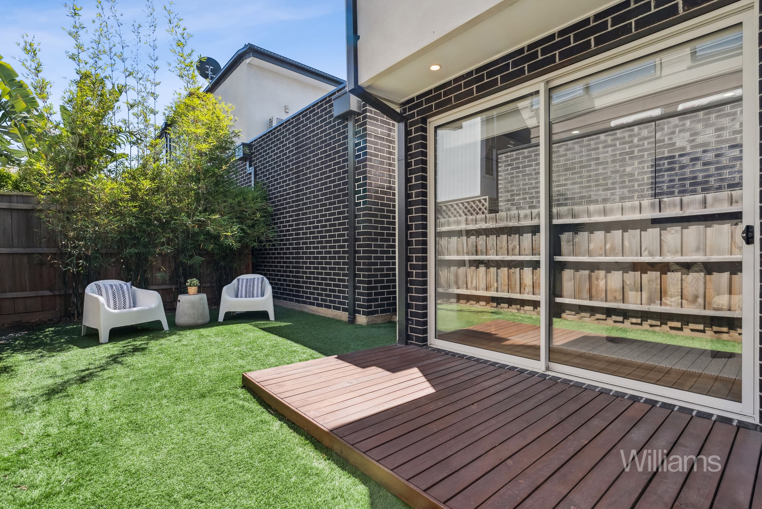 2/12 Beaumont Parade, West Footscray - Thumbnail 4